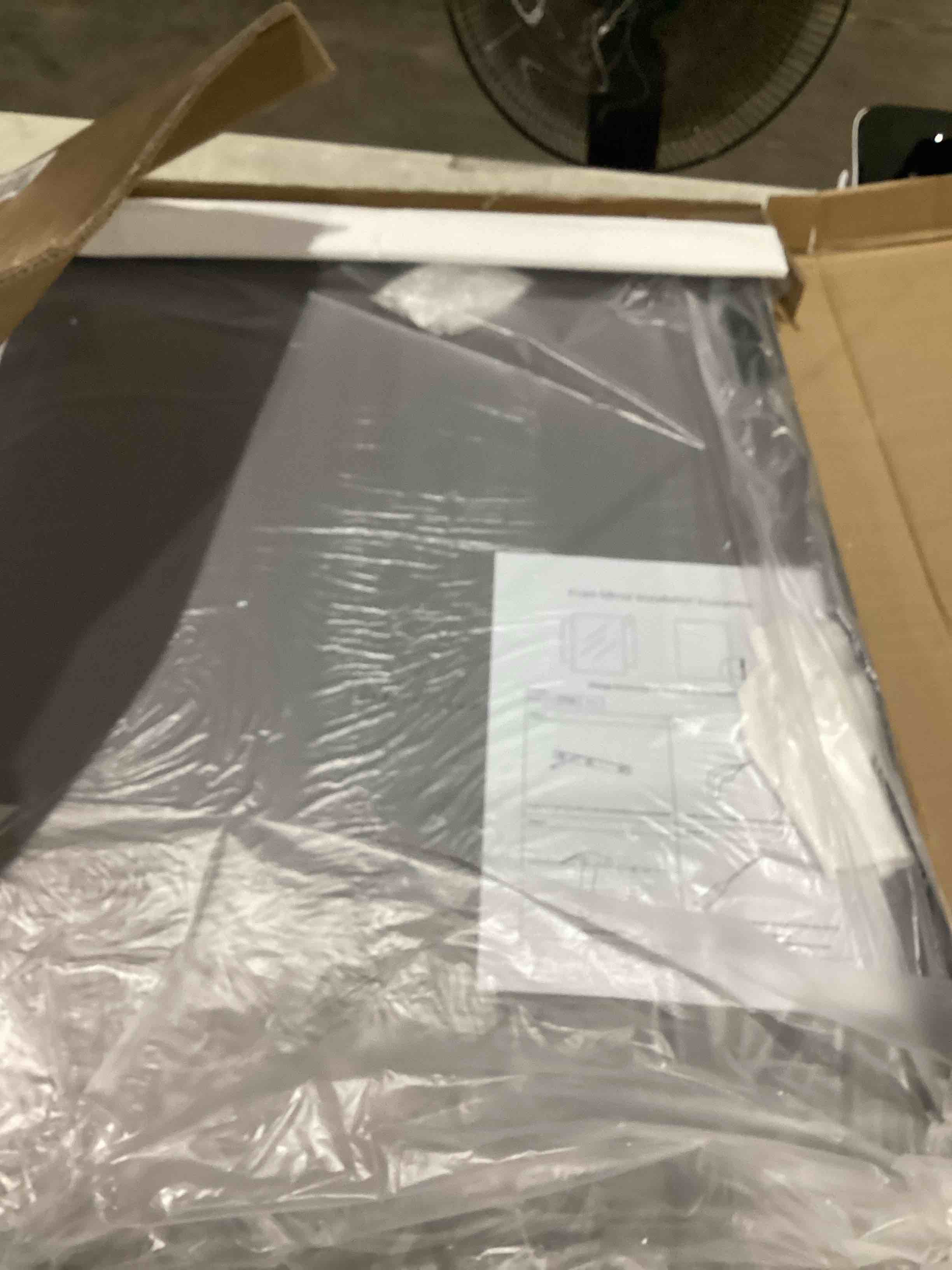 https://s3.amazonaws.com/lotting-images-prod/bidfta/GRA1991676_1755608121317.jpeg