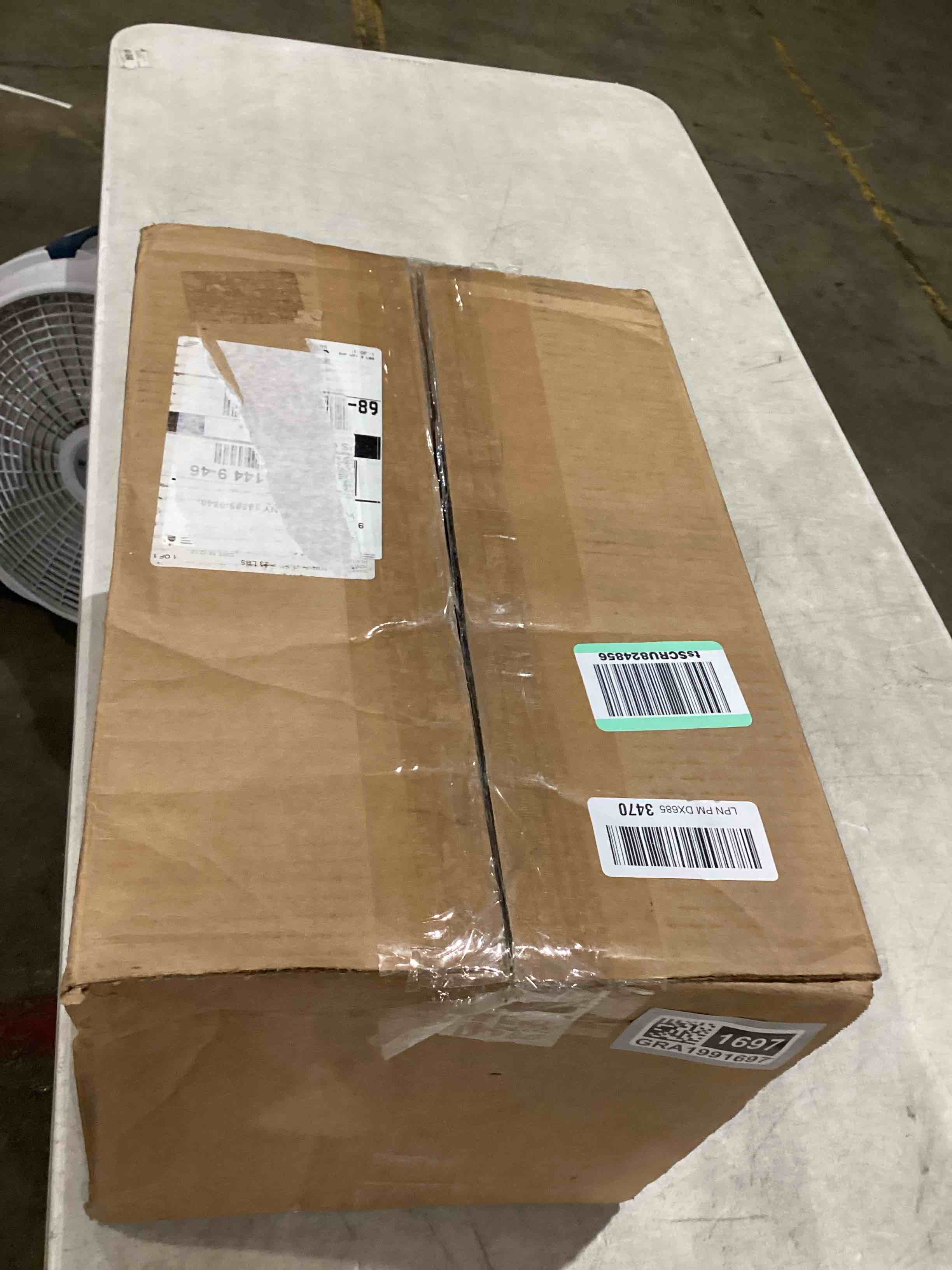 https://s3.amazonaws.com/lotting-images-prod/bidfta/GRA1991697_1755621875595.jpeg