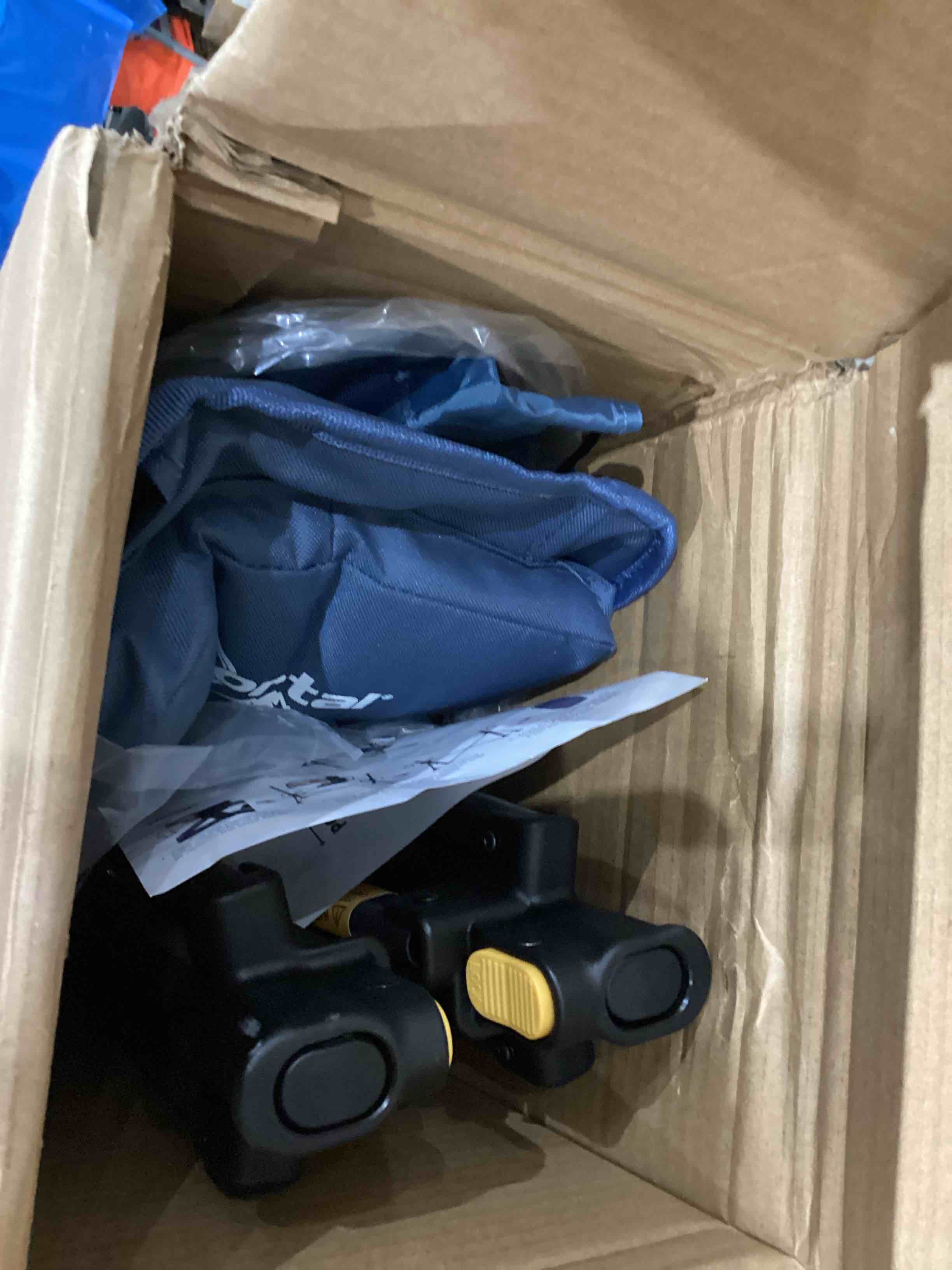 https://s3.amazonaws.com/lotting-images-prod/bidfta/GRA1991769_1755700073413.jpeg