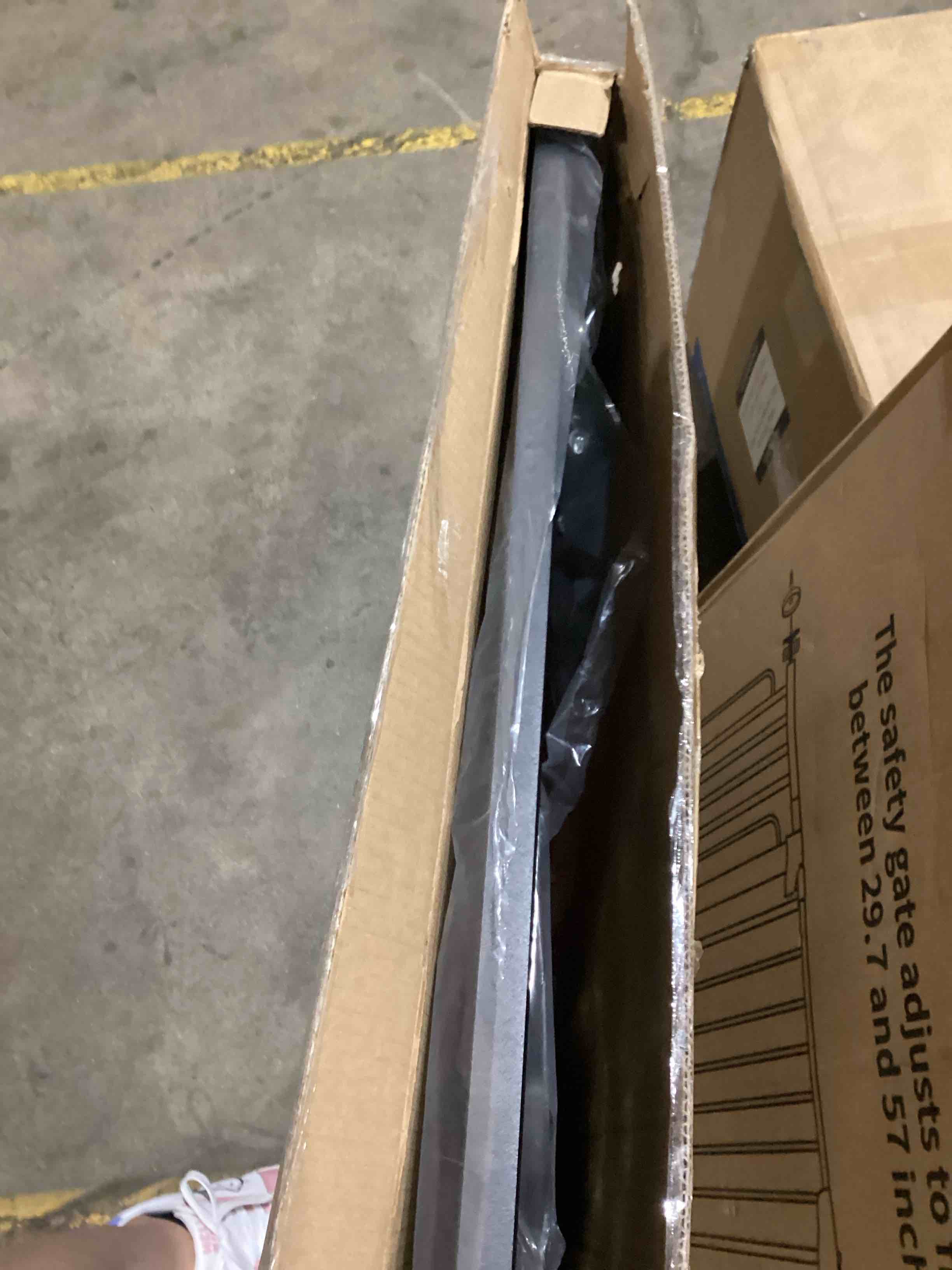 https://s3.amazonaws.com/lotting-images-prod/bidfta/GRA1991775_1755700872734.jpeg