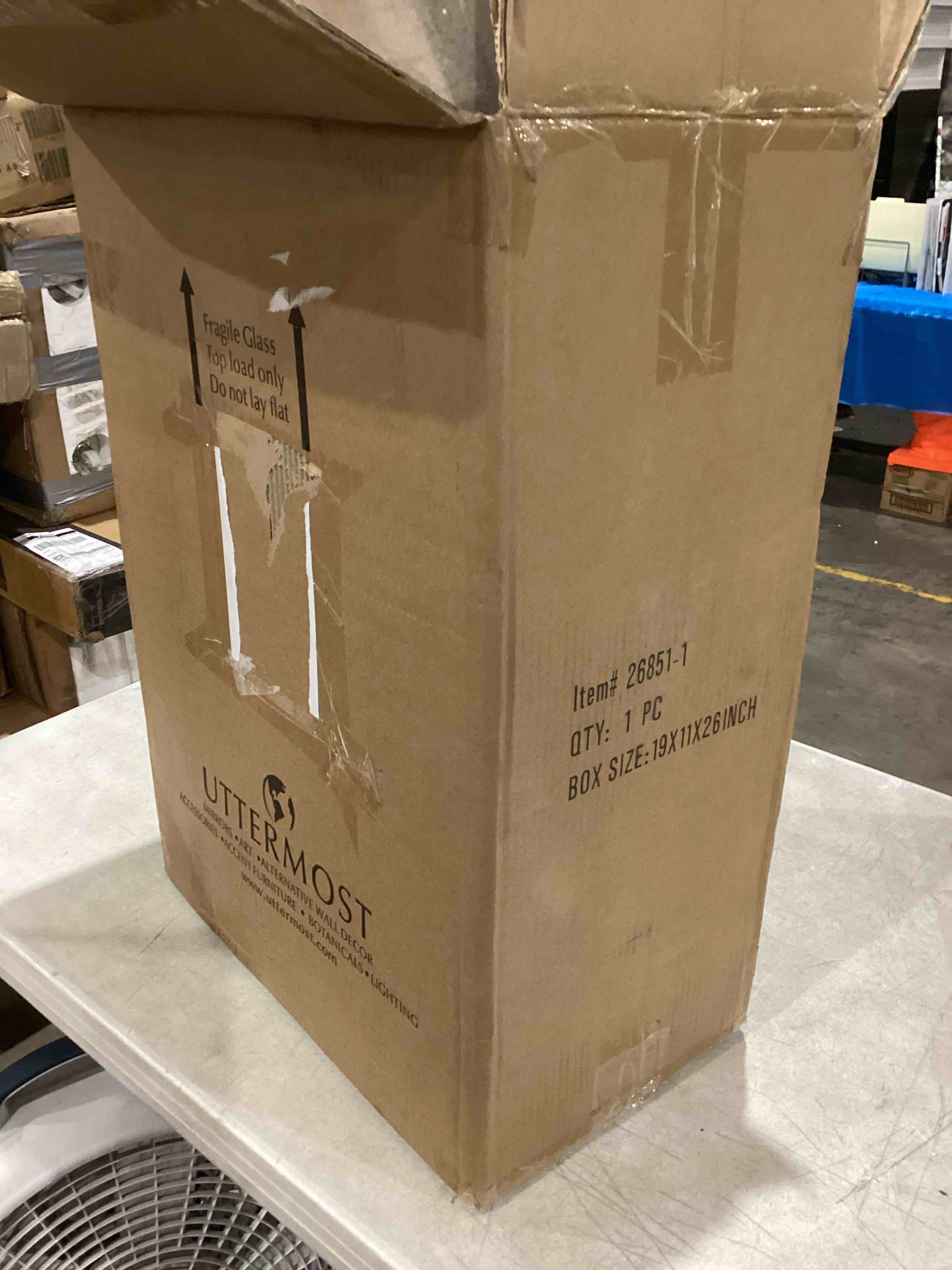 https://s3.amazonaws.com/lotting-images-prod/bidfta/GRA1991905_1756124704828.jpeg