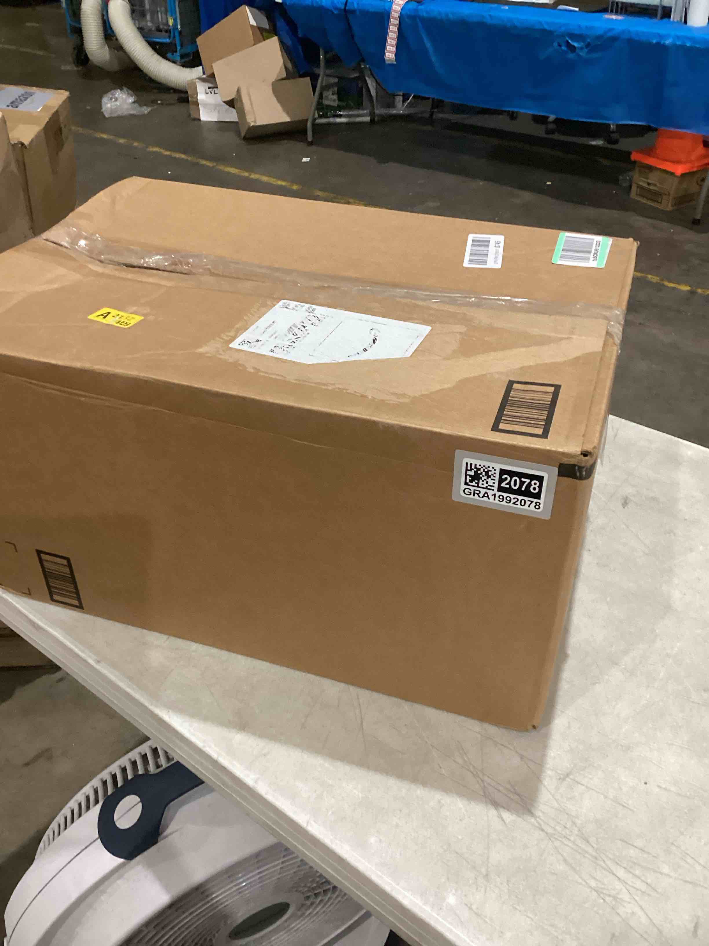 https://s3.amazonaws.com/lotting-images-prod/bidfta/GRA1992078_1756471914009.jpeg