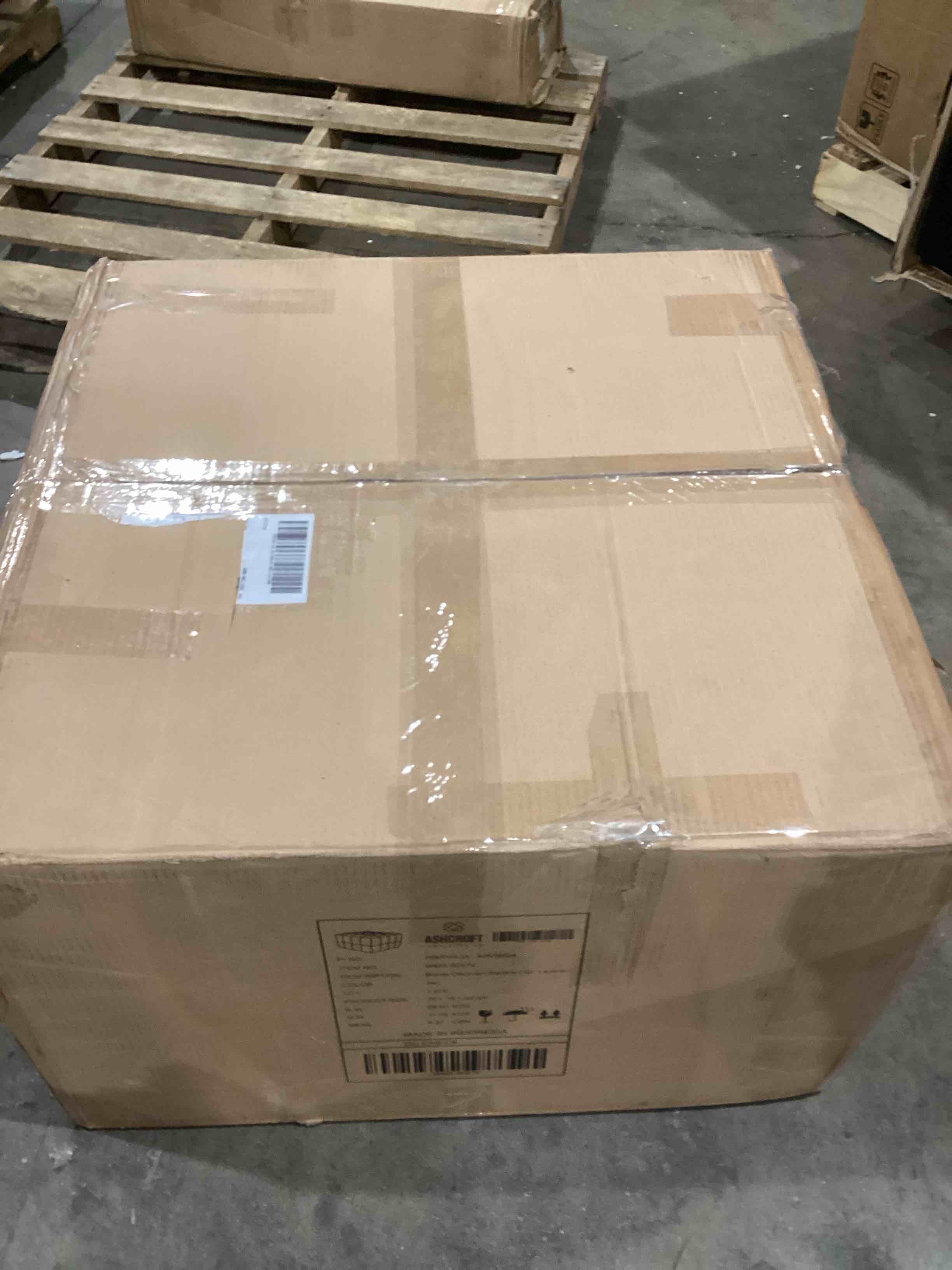 https://s3.amazonaws.com/lotting-images-prod/bidfta/GRA1992097_1756479530735.jpeg
