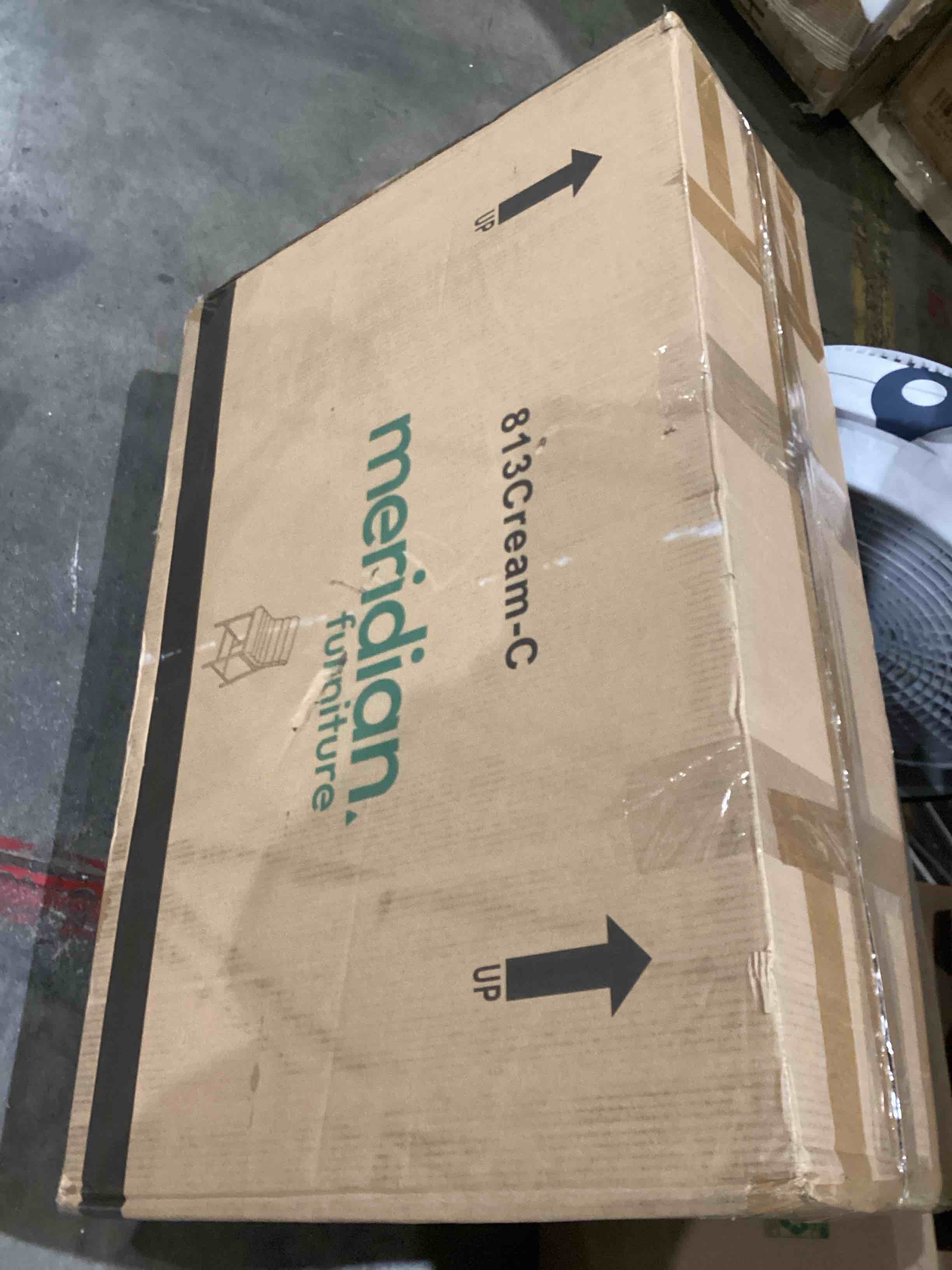 https://s3.amazonaws.com/lotting-images-prod/bidfta/GRA1992111_1756480687395.jpeg