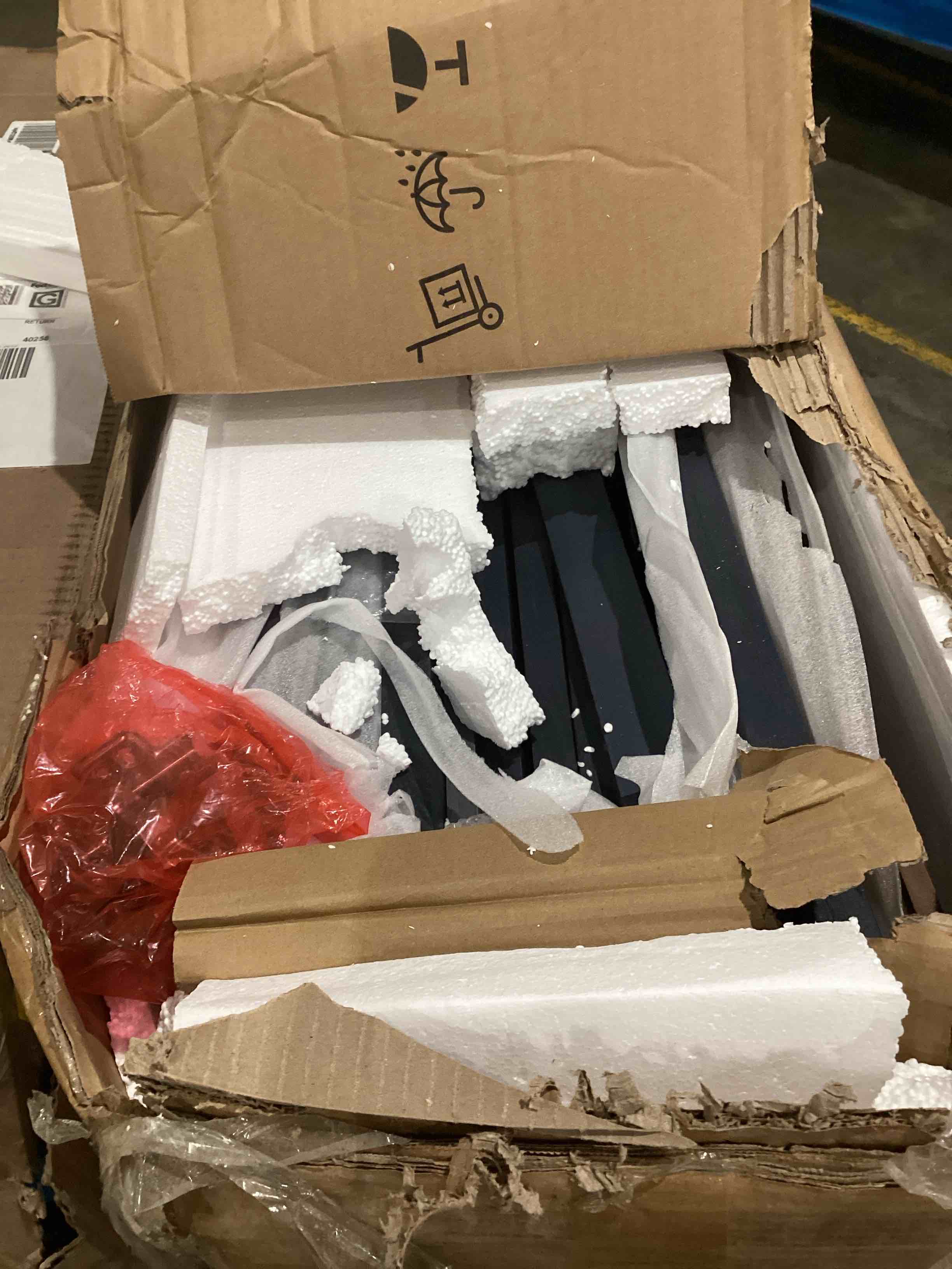 https://s3.amazonaws.com/lotting-images-prod/bidfta/GRA1992130_1756821480436.jpeg