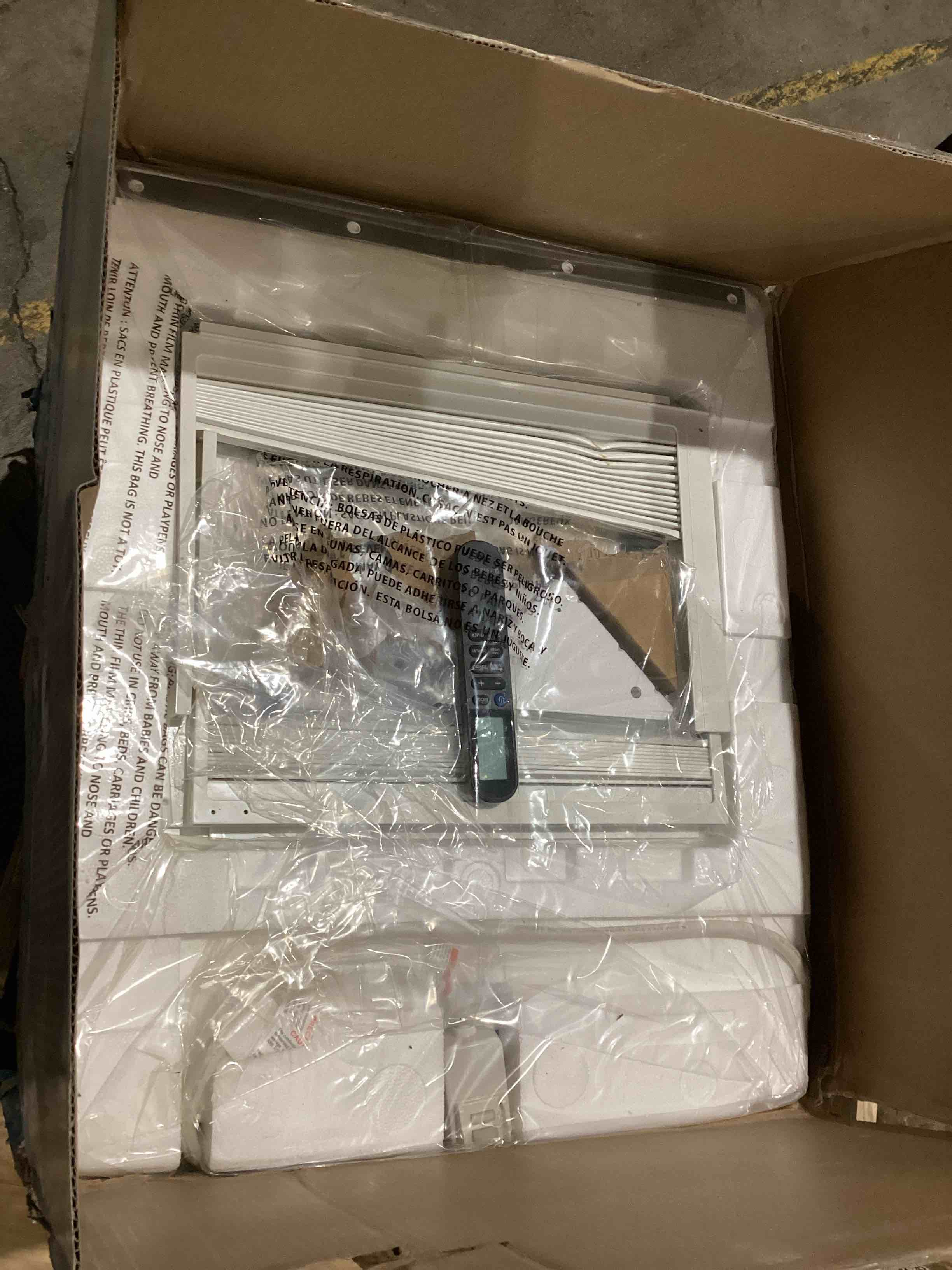 https://s3.amazonaws.com/lotting-images-prod/bidfta/GRA1992267_1756992446982.jpeg