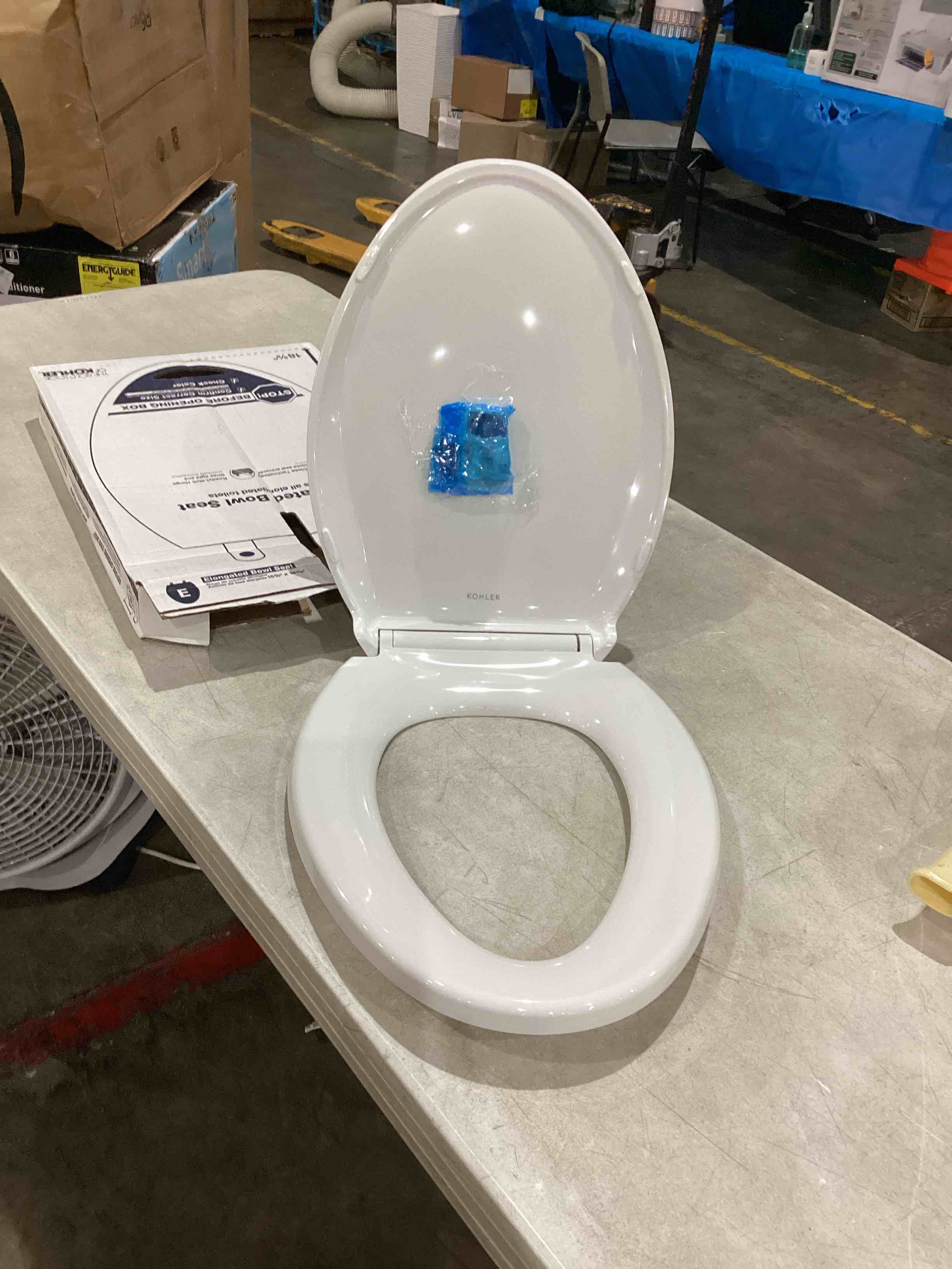https://s3.amazonaws.com/lotting-images-prod/bidfta/GRA1992271_1756995806544.jpeg