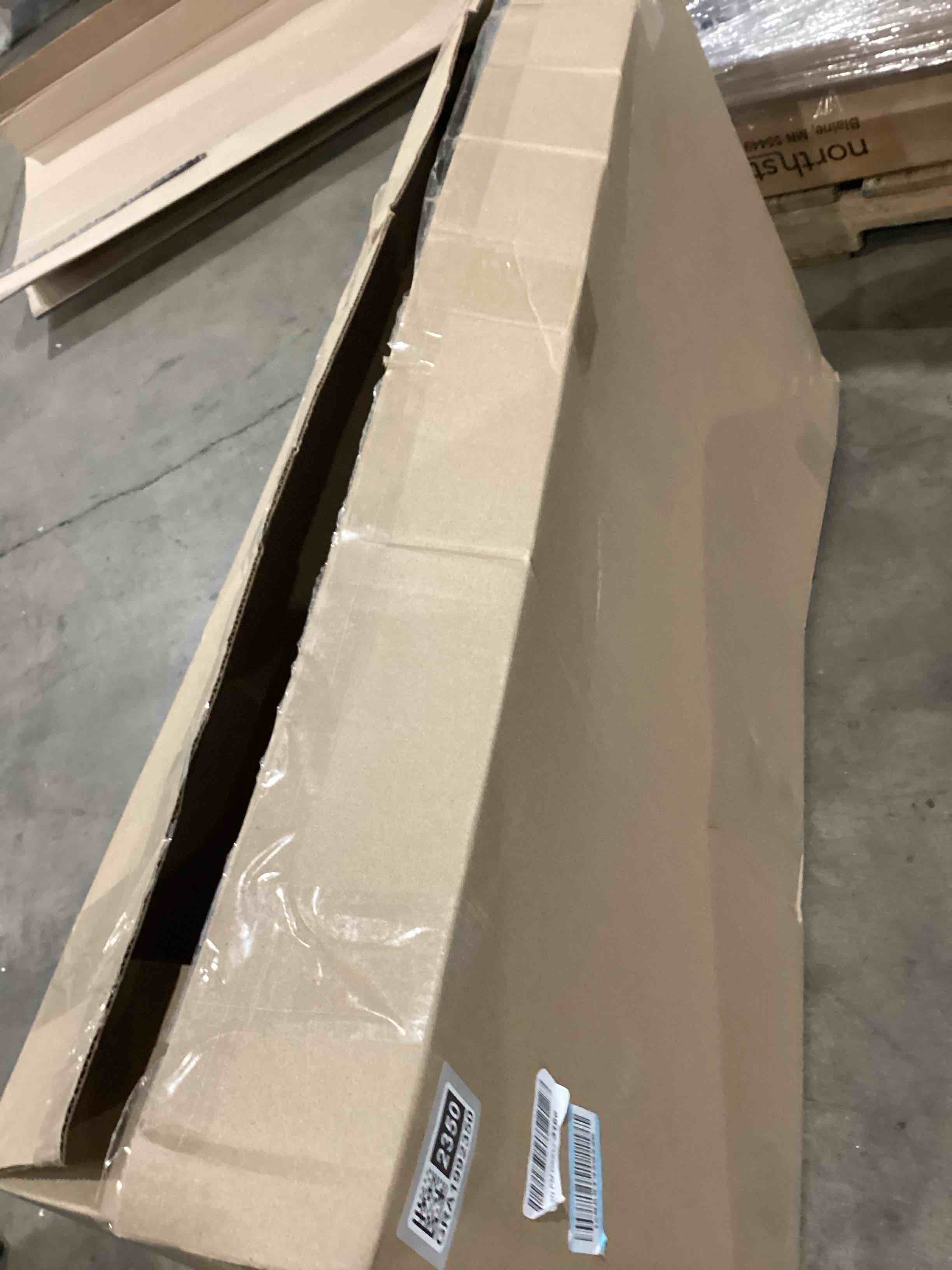 https://s3.amazonaws.com/lotting-images-prod/bidfta/GRA1992350_1757332381798.jpeg