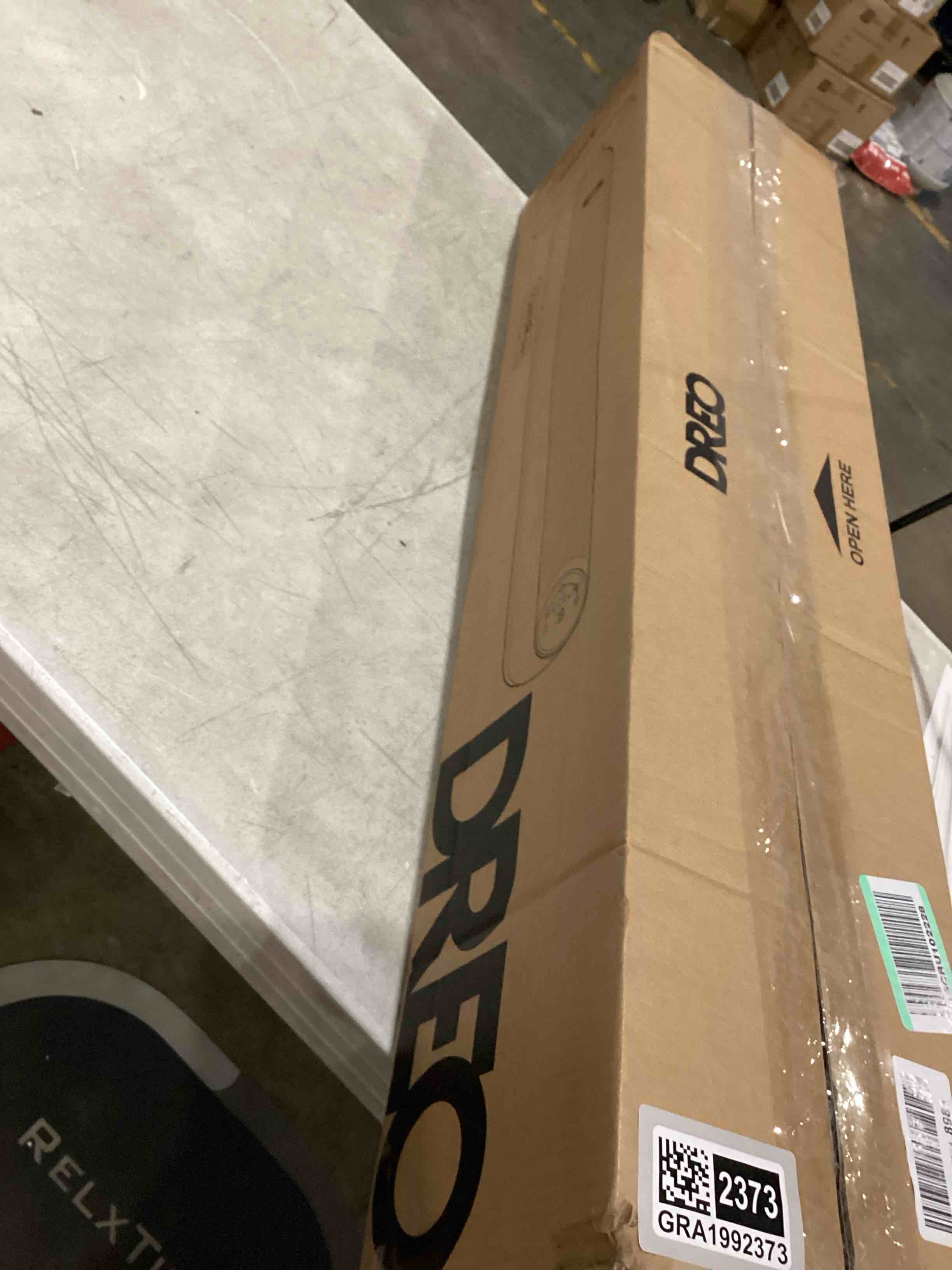 https://s3.amazonaws.com/lotting-images-prod/bidfta/GRA1992373_1757340717403.jpeg