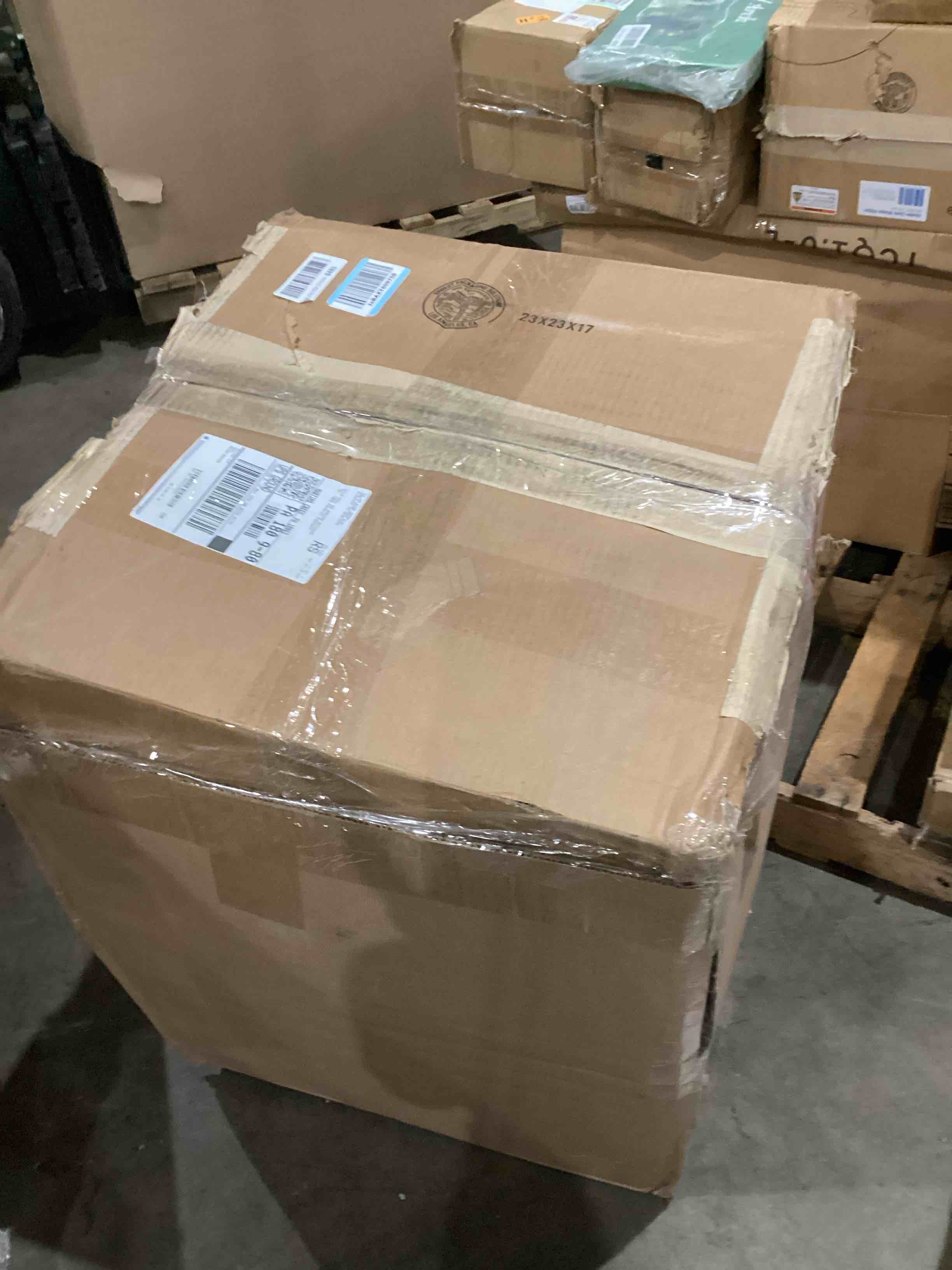 https://s3.amazonaws.com/lotting-images-prod/bidfta/GRA1992475_1757431784031.jpeg
