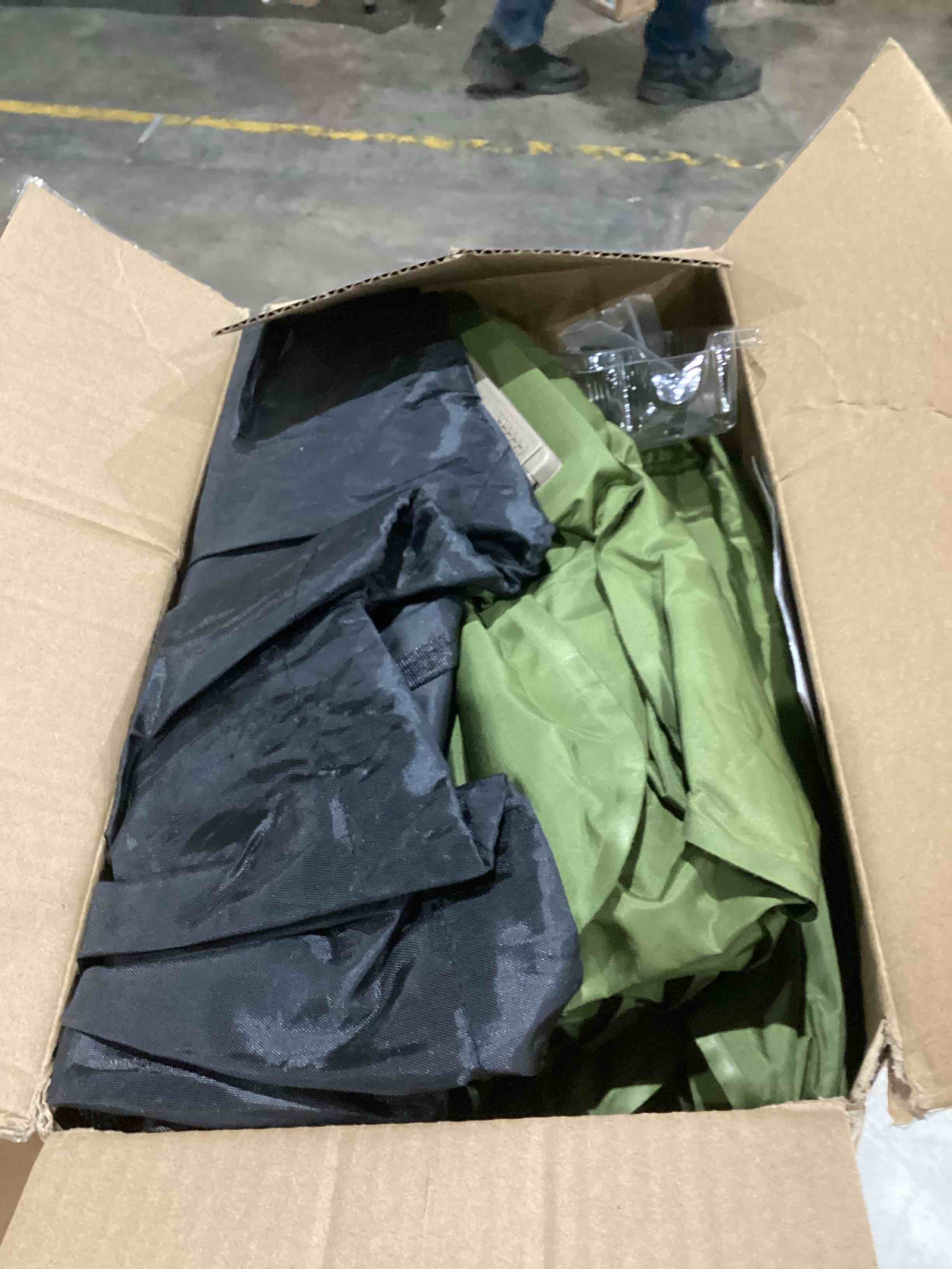 https://s3.amazonaws.com/lotting-images-prod/bidfta/GRA1992477_1757431132514.jpeg