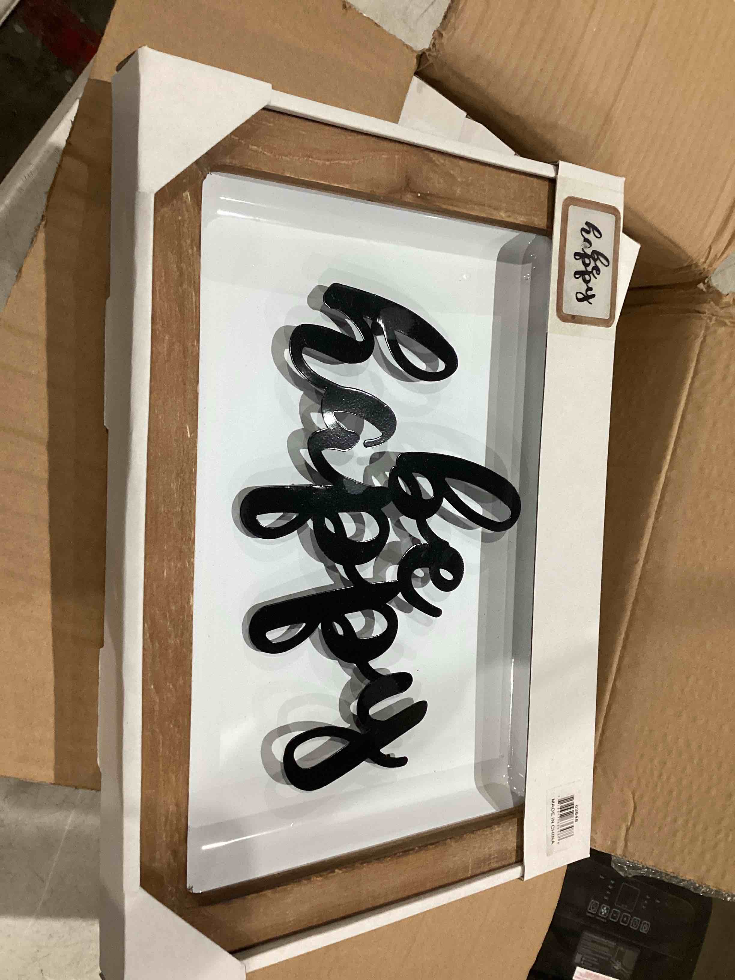 https://s3.amazonaws.com/lotting-images-prod/bidfta/GRA1992625_1757683581369.jpeg
