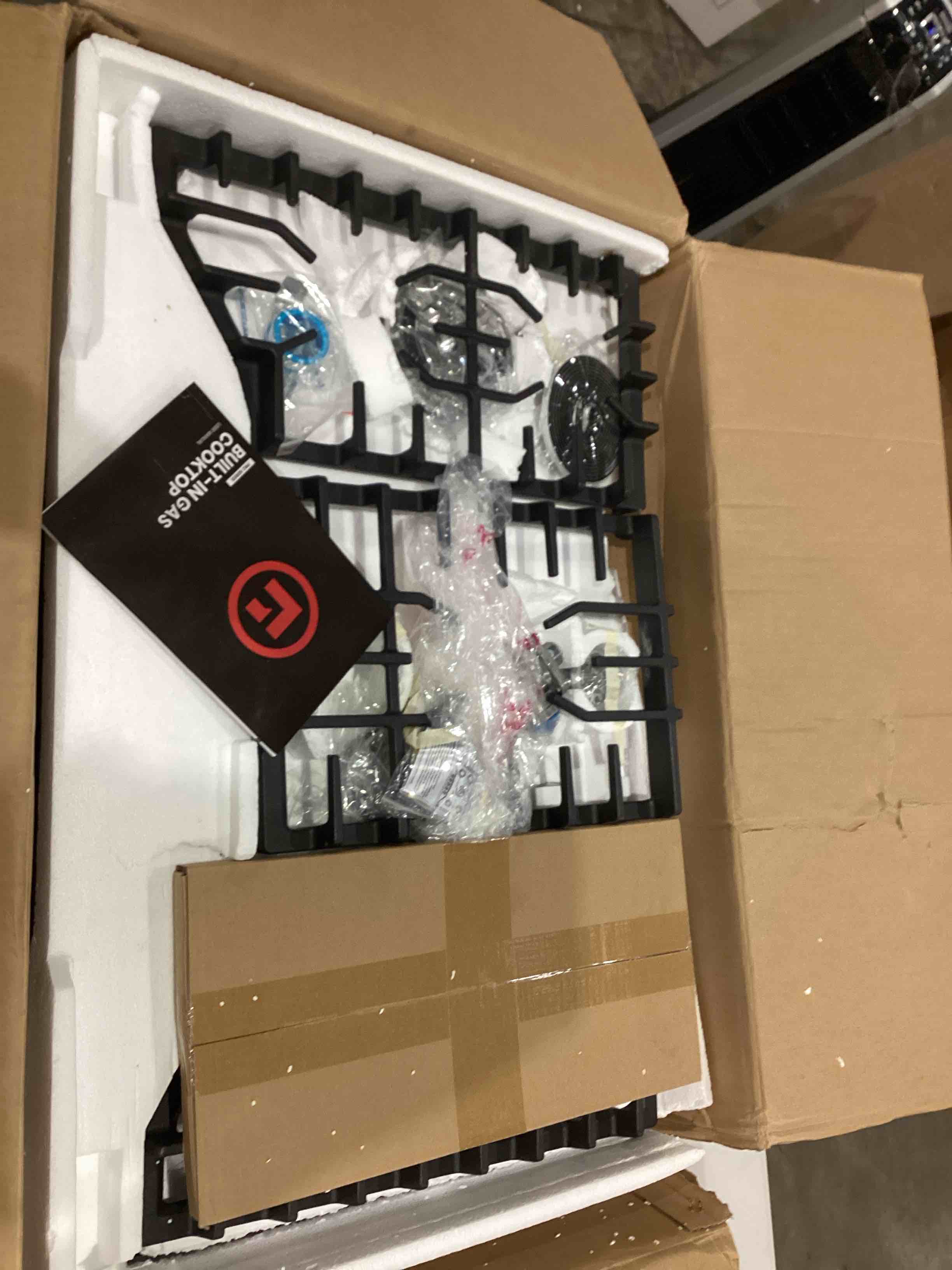 https://s3.amazonaws.com/lotting-images-prod/bidfta/GRA1993003_1750688890077.jpeg