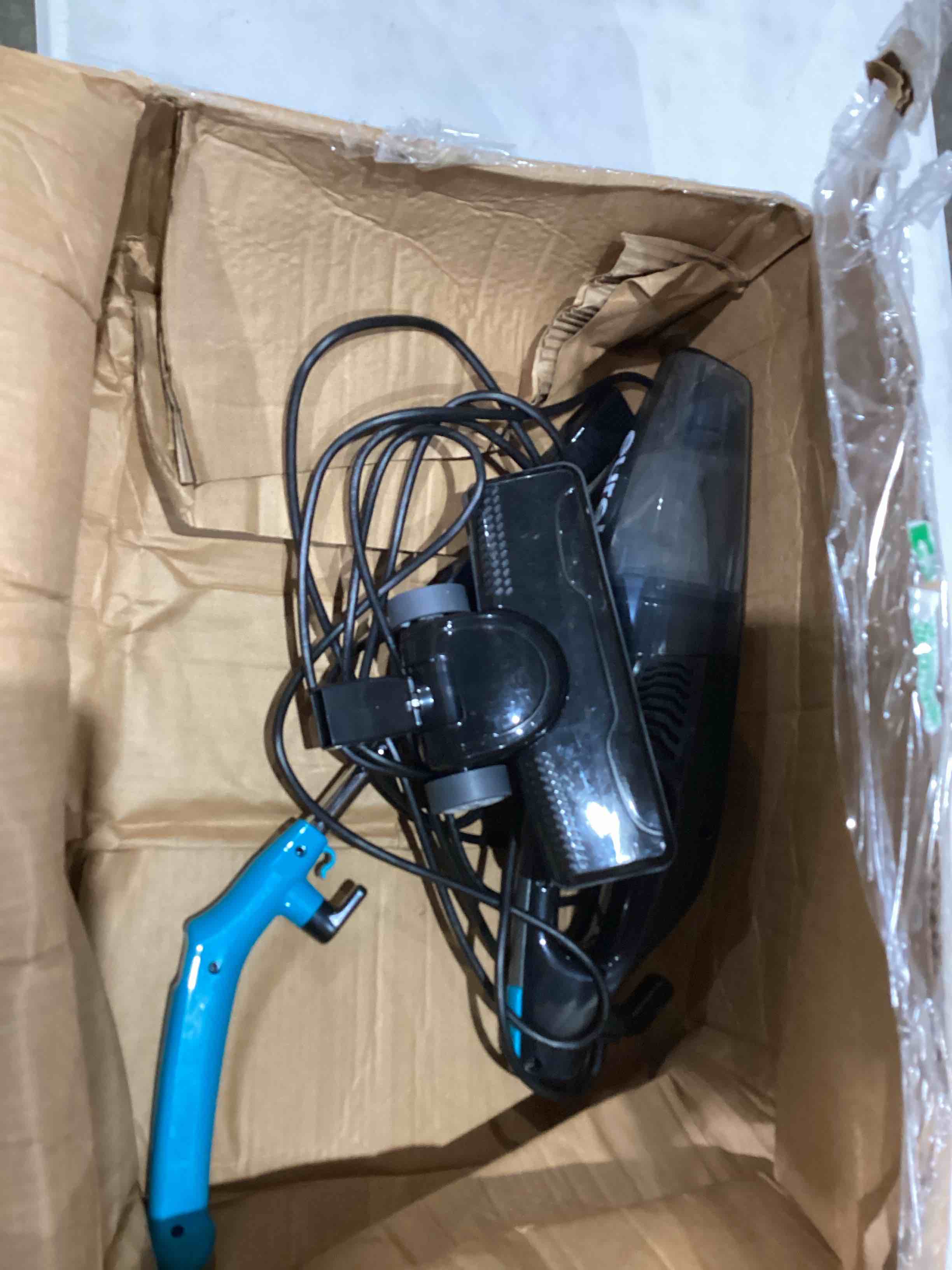 https://s3.amazonaws.com/lotting-images-prod/bidfta/GRA1993099_1750768825577.jpeg