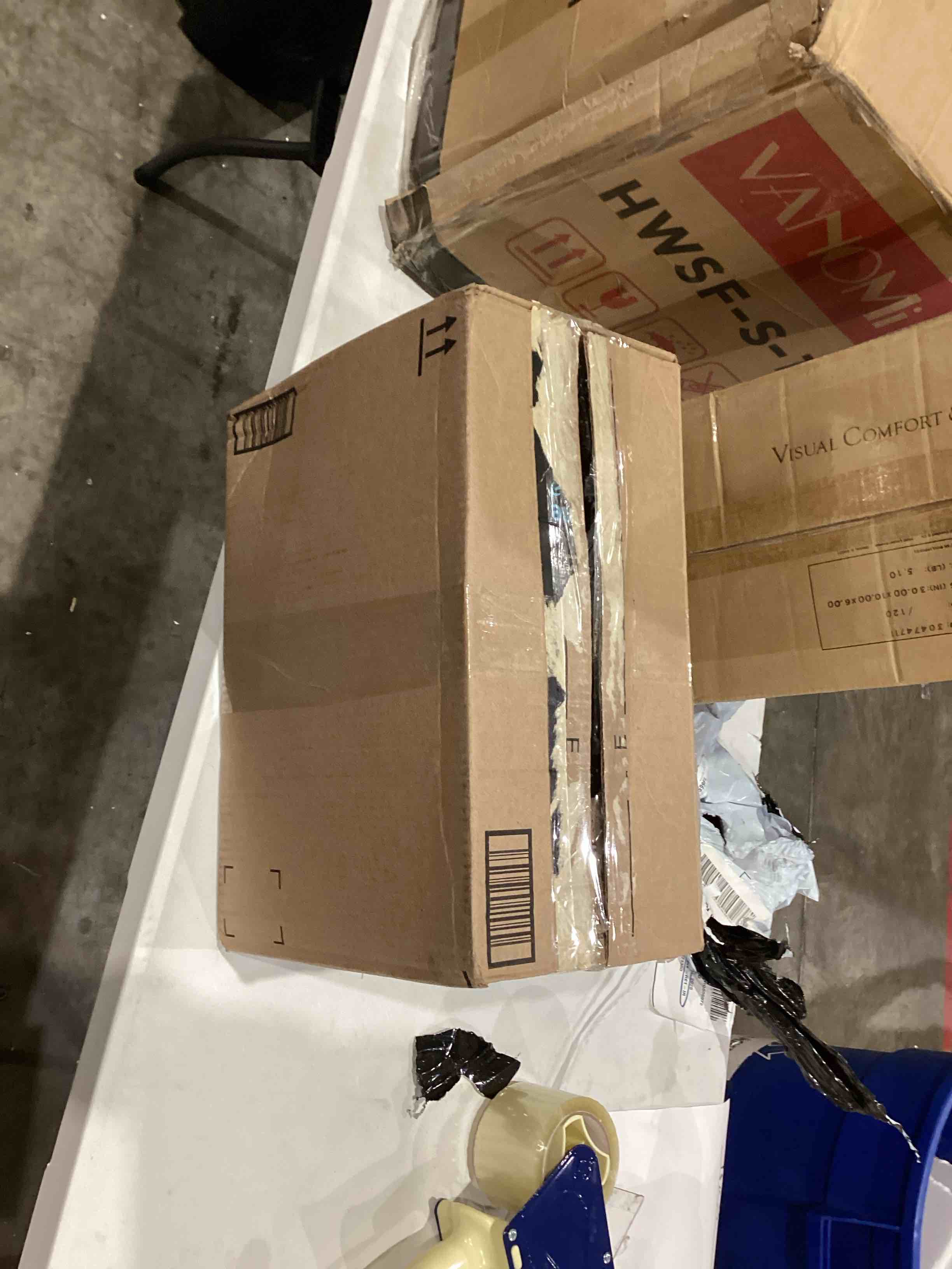 https://s3.amazonaws.com/lotting-images-prod/bidfta/GRA1993125_1750783602832.jpeg