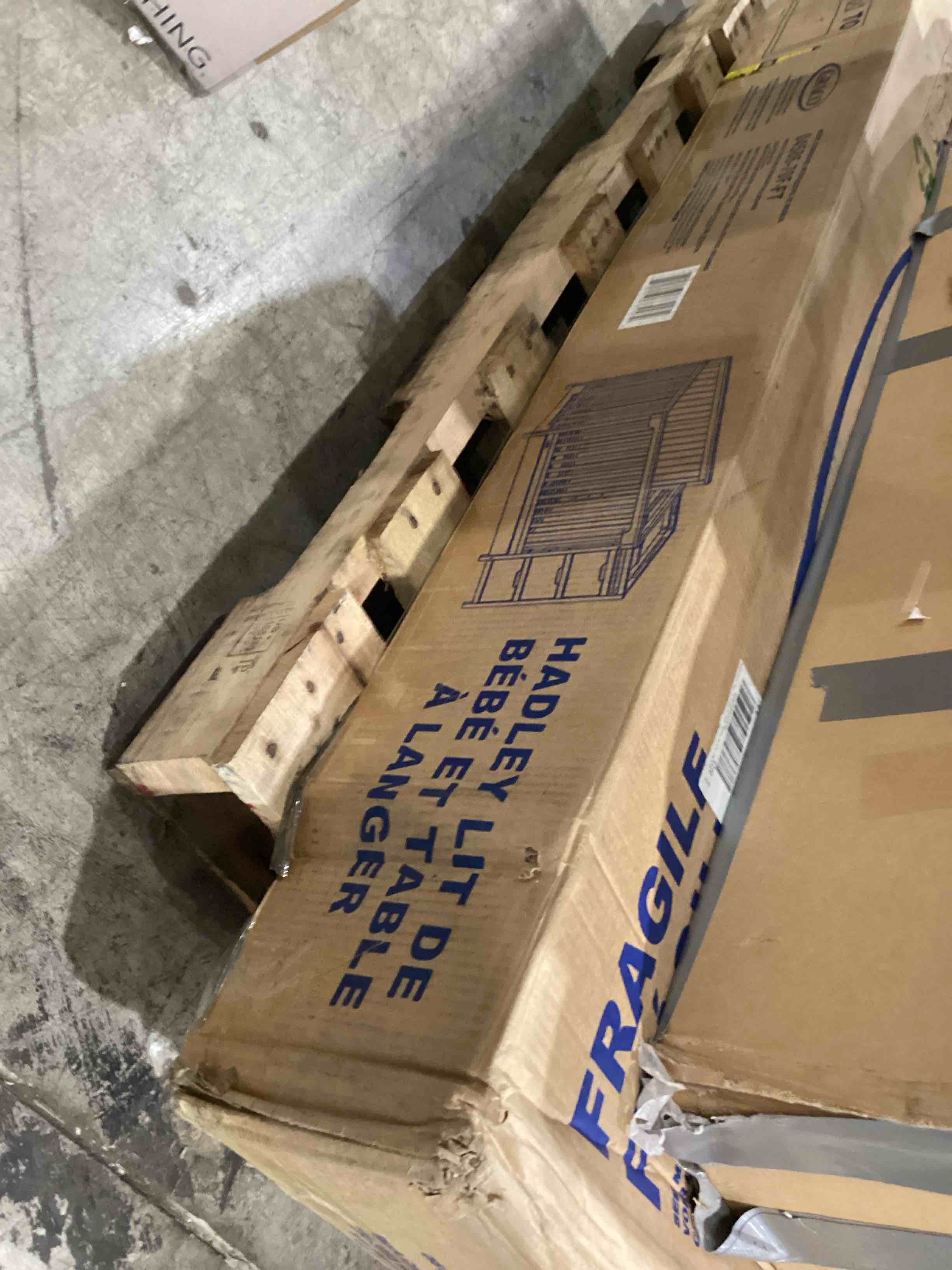 https://s3.amazonaws.com/lotting-images-prod/bidfta/GRA1993197_1750870201494.jpeg