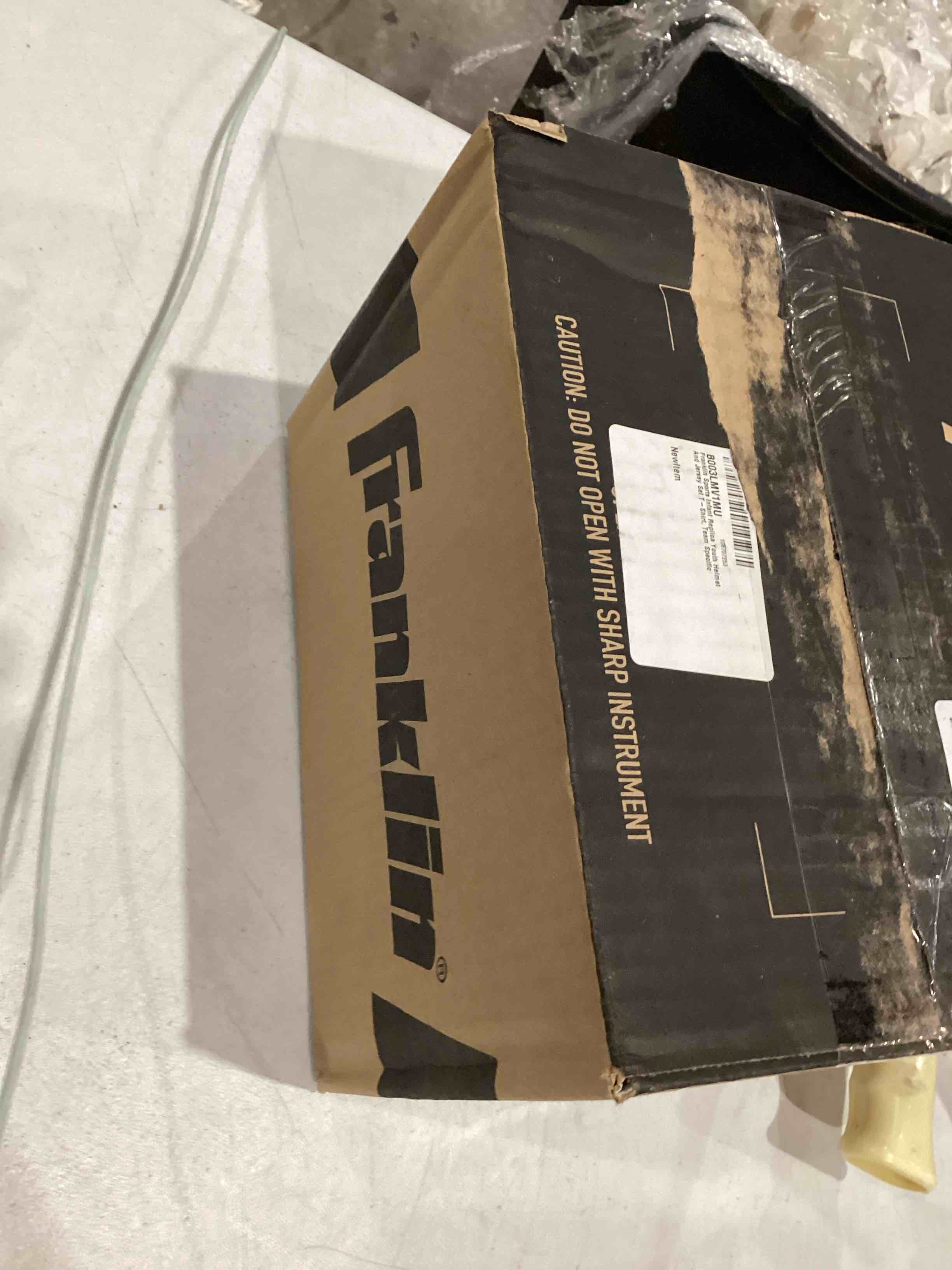 https://s3.amazonaws.com/lotting-images-prod/bidfta/GRA1993210_1750874761587.jpeg