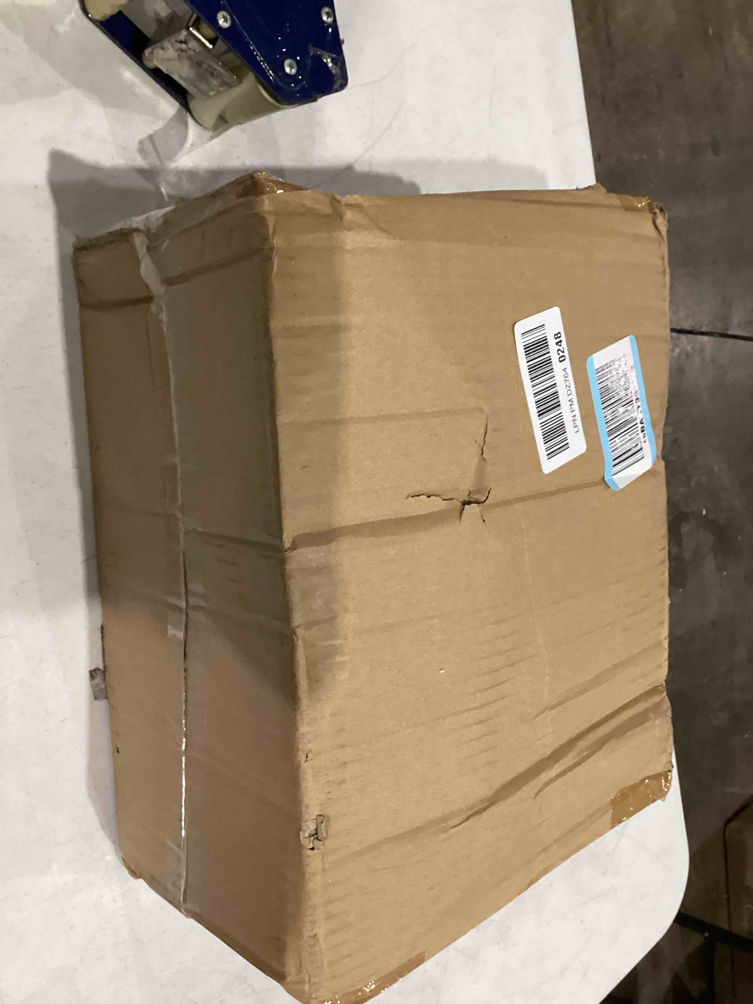 https://s3.amazonaws.com/lotting-images-prod/bidfta/GRA1993277_1750951891920.jpeg