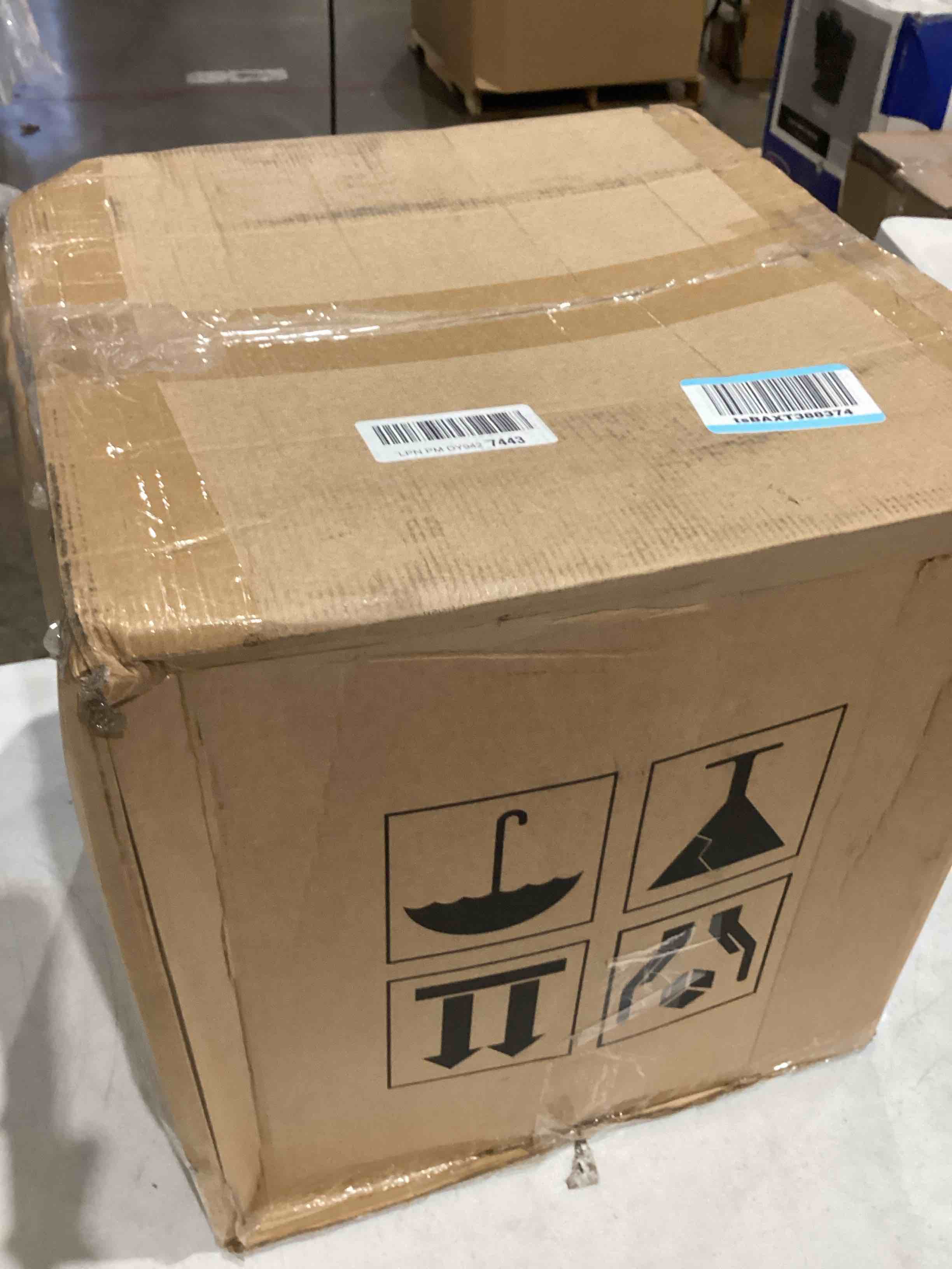 https://s3.amazonaws.com/lotting-images-prod/bidfta/GRA1993286_1750955960618.jpeg