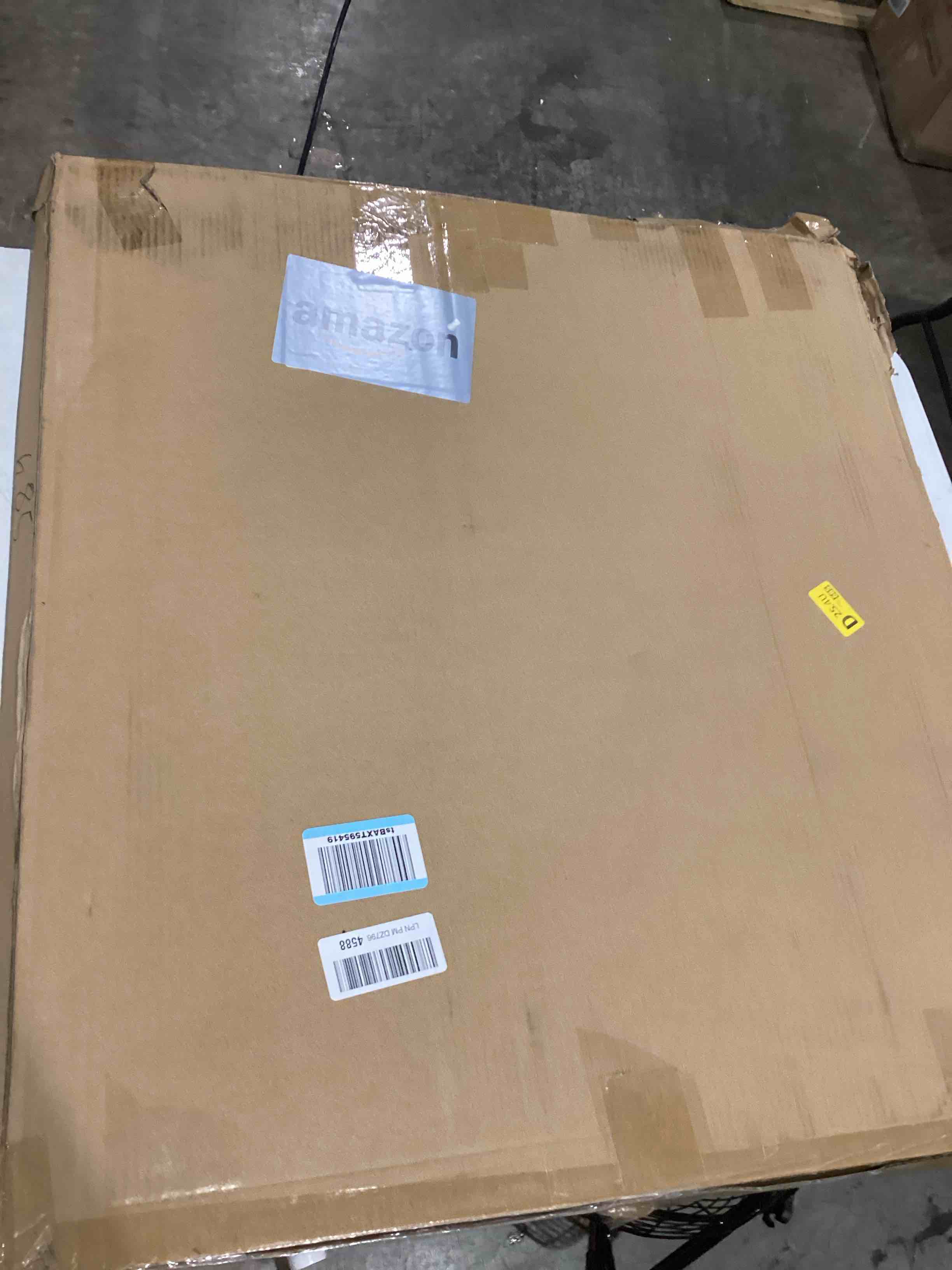 https://s3.amazonaws.com/lotting-images-prod/bidfta/GRA1993307_1750962088843.jpeg