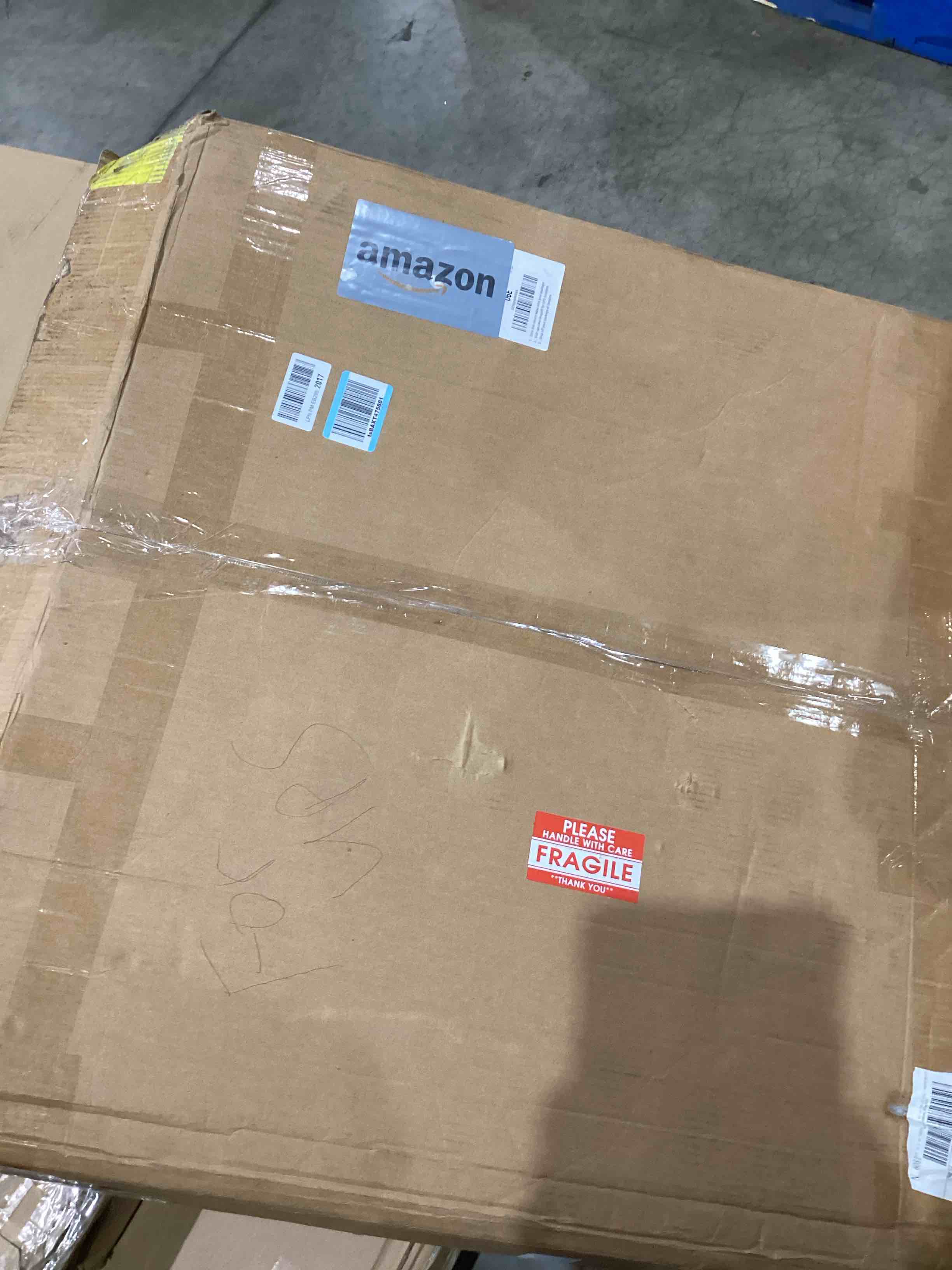 https://s3.amazonaws.com/lotting-images-prod/bidfta/GRA1993324_1750963111311.jpeg