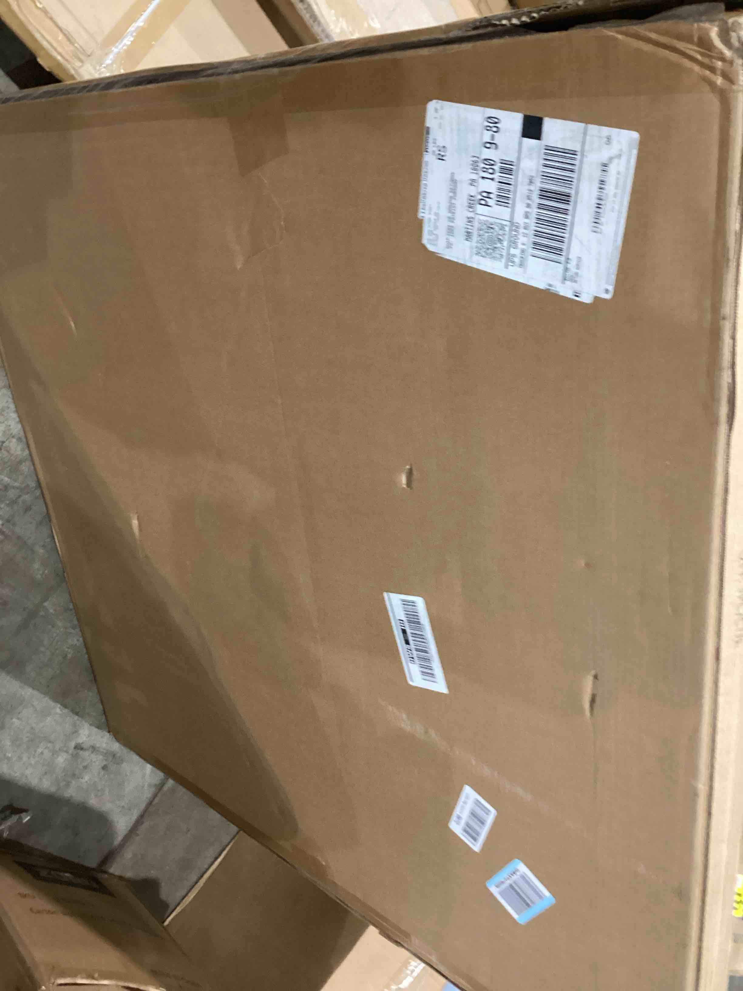 https://s3.amazonaws.com/lotting-images-prod/bidfta/GRA1993325_1750963265085.jpeg