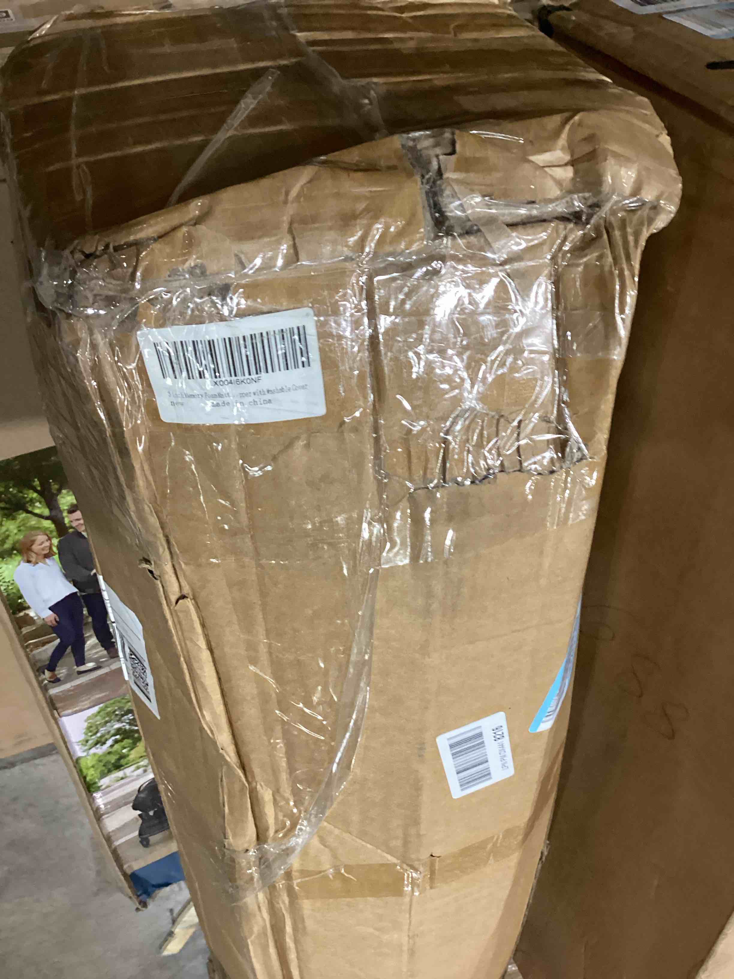 https://s3.amazonaws.com/lotting-images-prod/bidfta/GRA1993331_1750964587161.jpeg