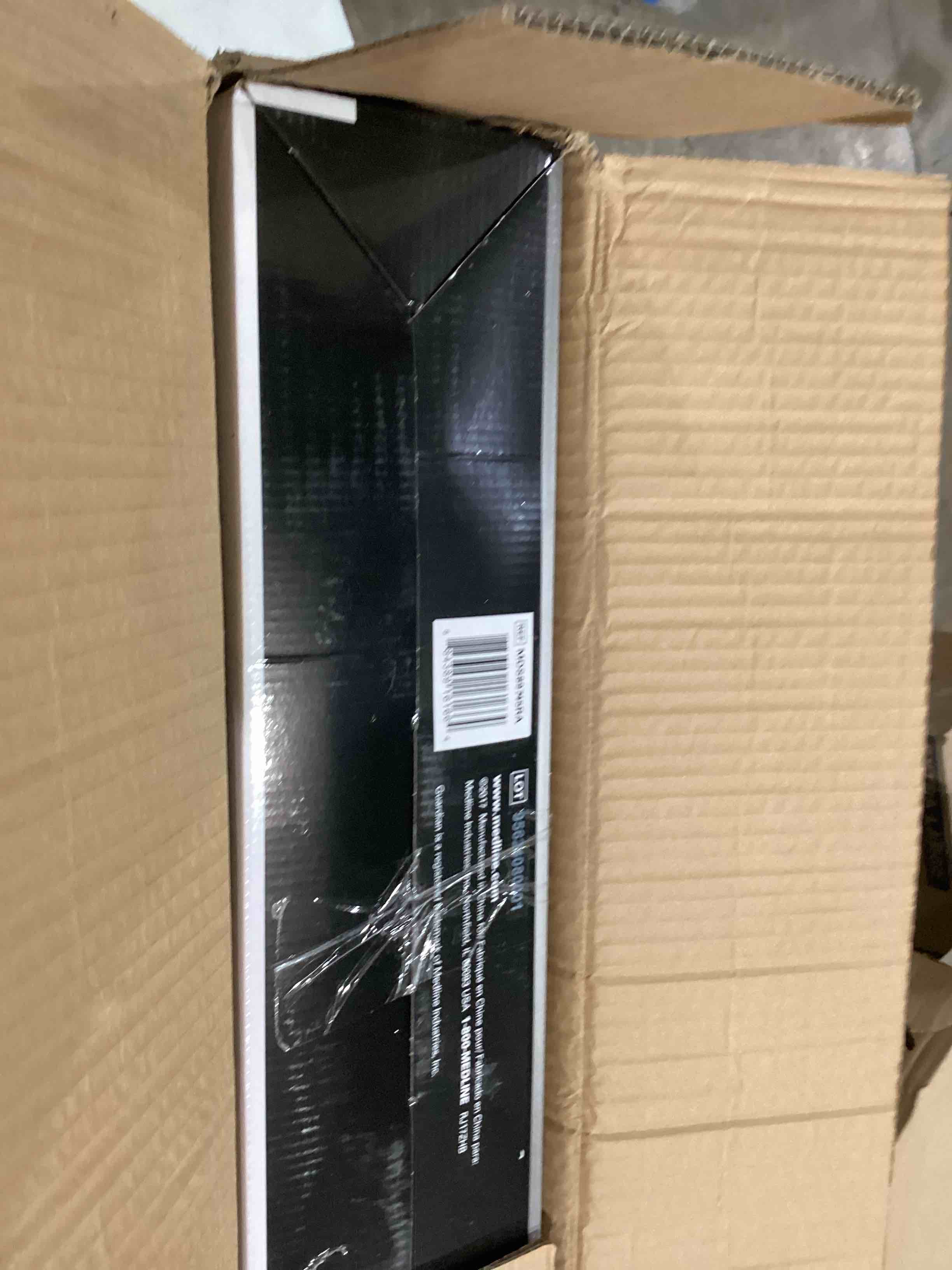https://s3.amazonaws.com/lotting-images-prod/bidfta/GRA1993344_1751025451323.jpeg