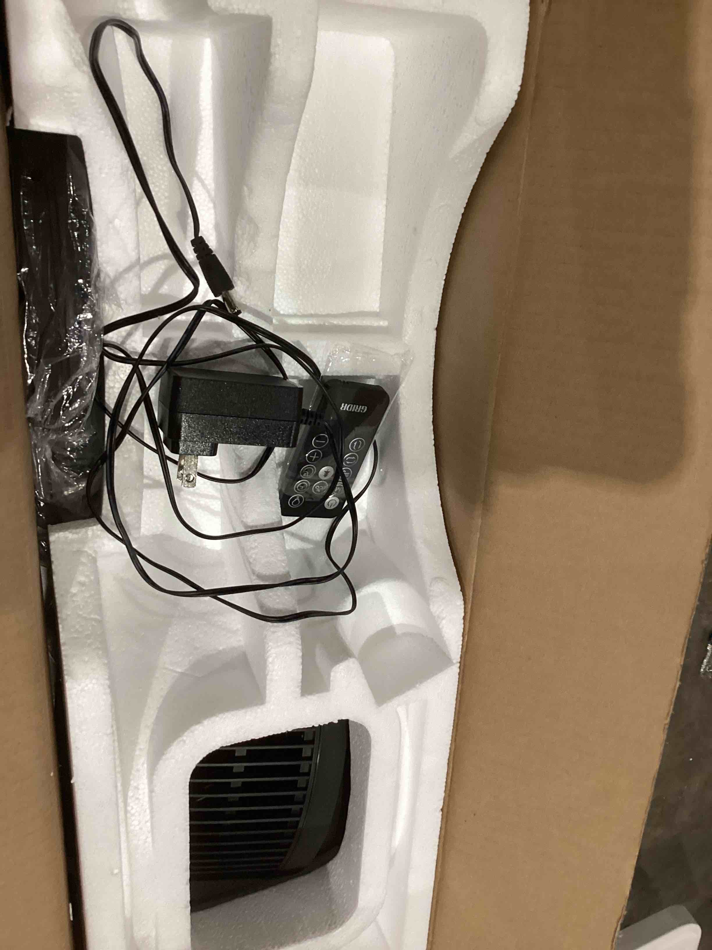 https://s3.amazonaws.com/lotting-images-prod/bidfta/GRA1993413_1751039797658.jpeg