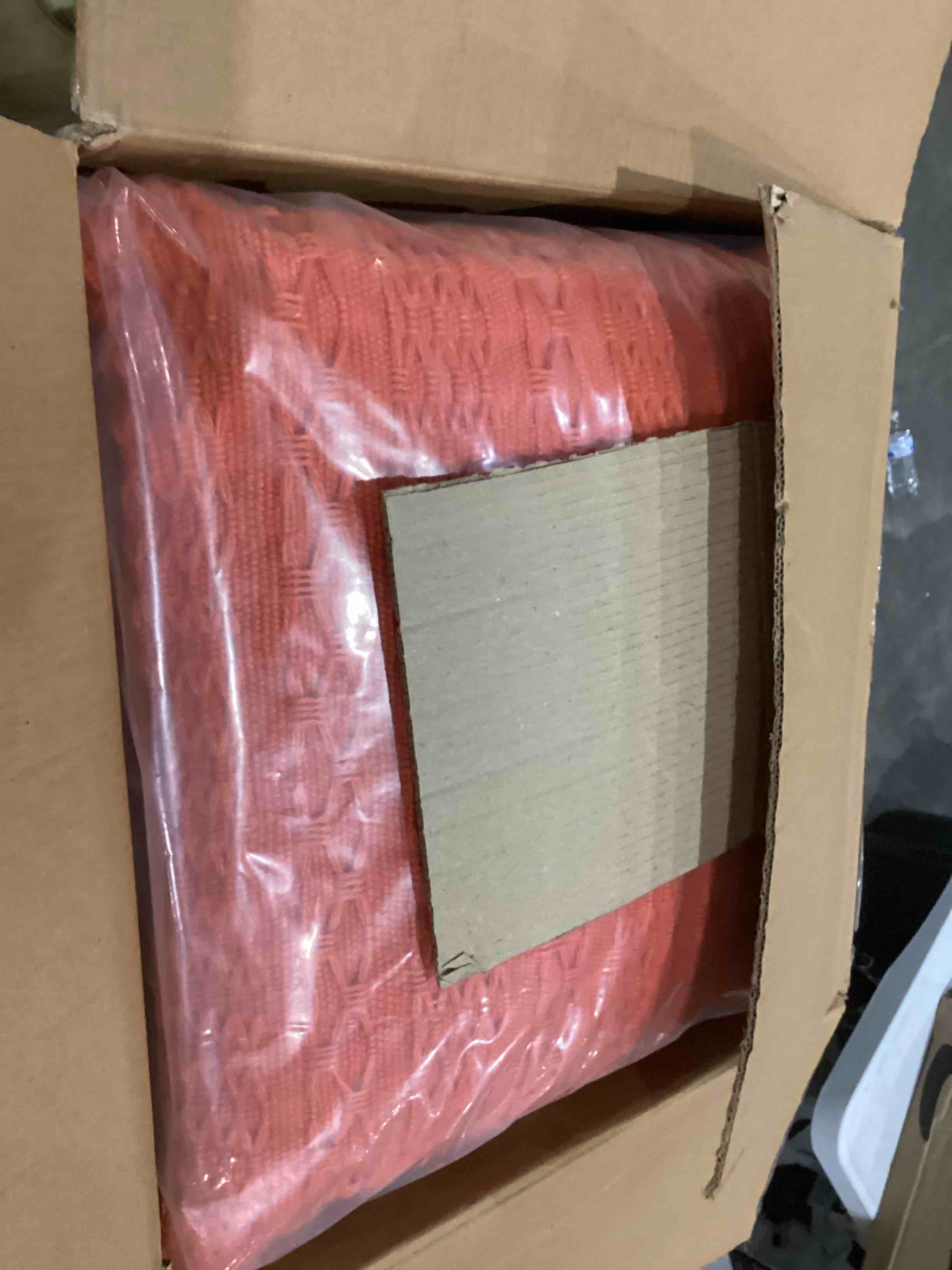 https://s3.amazonaws.com/lotting-images-prod/bidfta/GRA1993414_1751042323974.jpeg