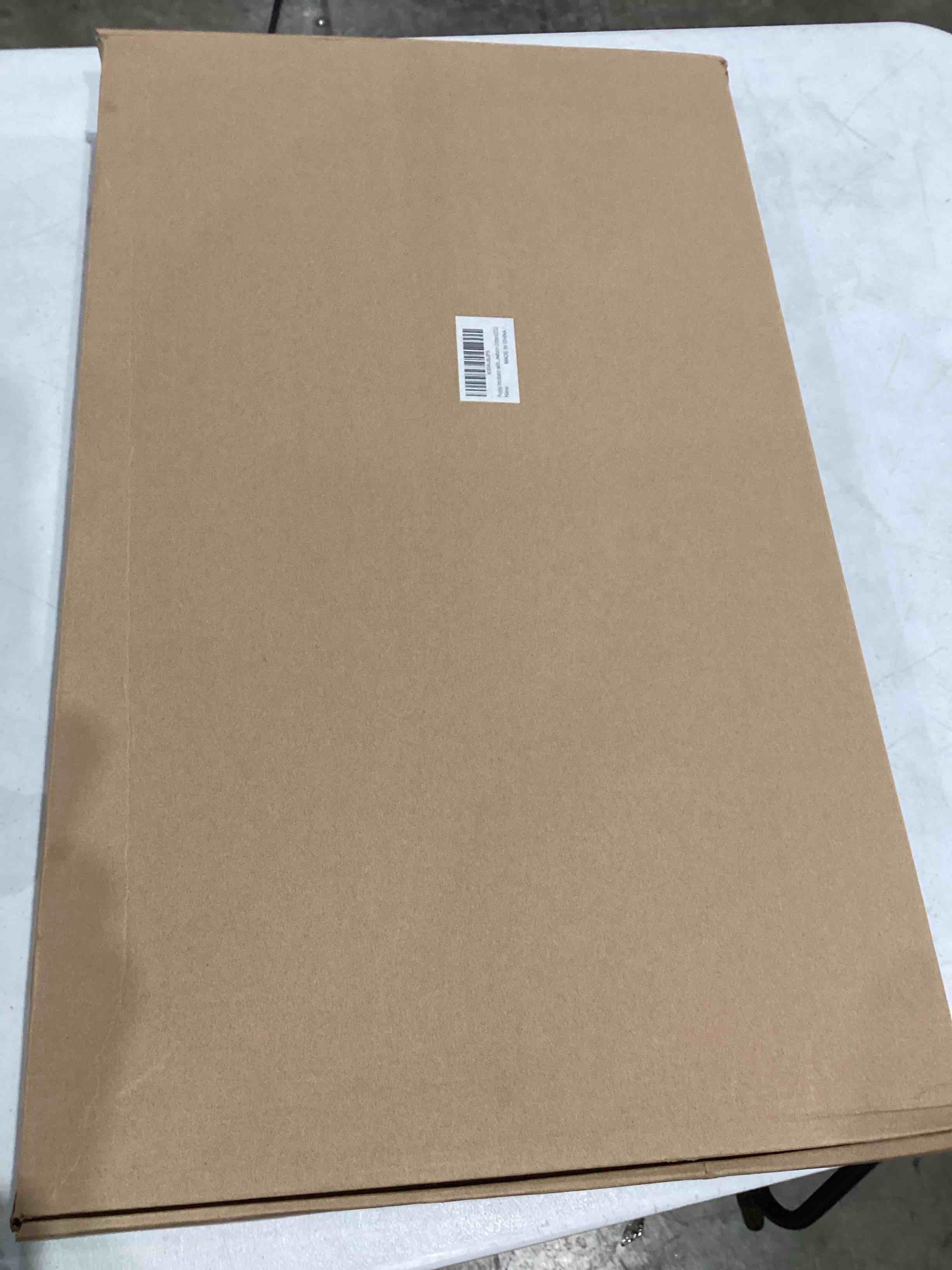 https://s3.amazonaws.com/lotting-images-prod/bidfta/GRA1993419_1751042852757.jpeg