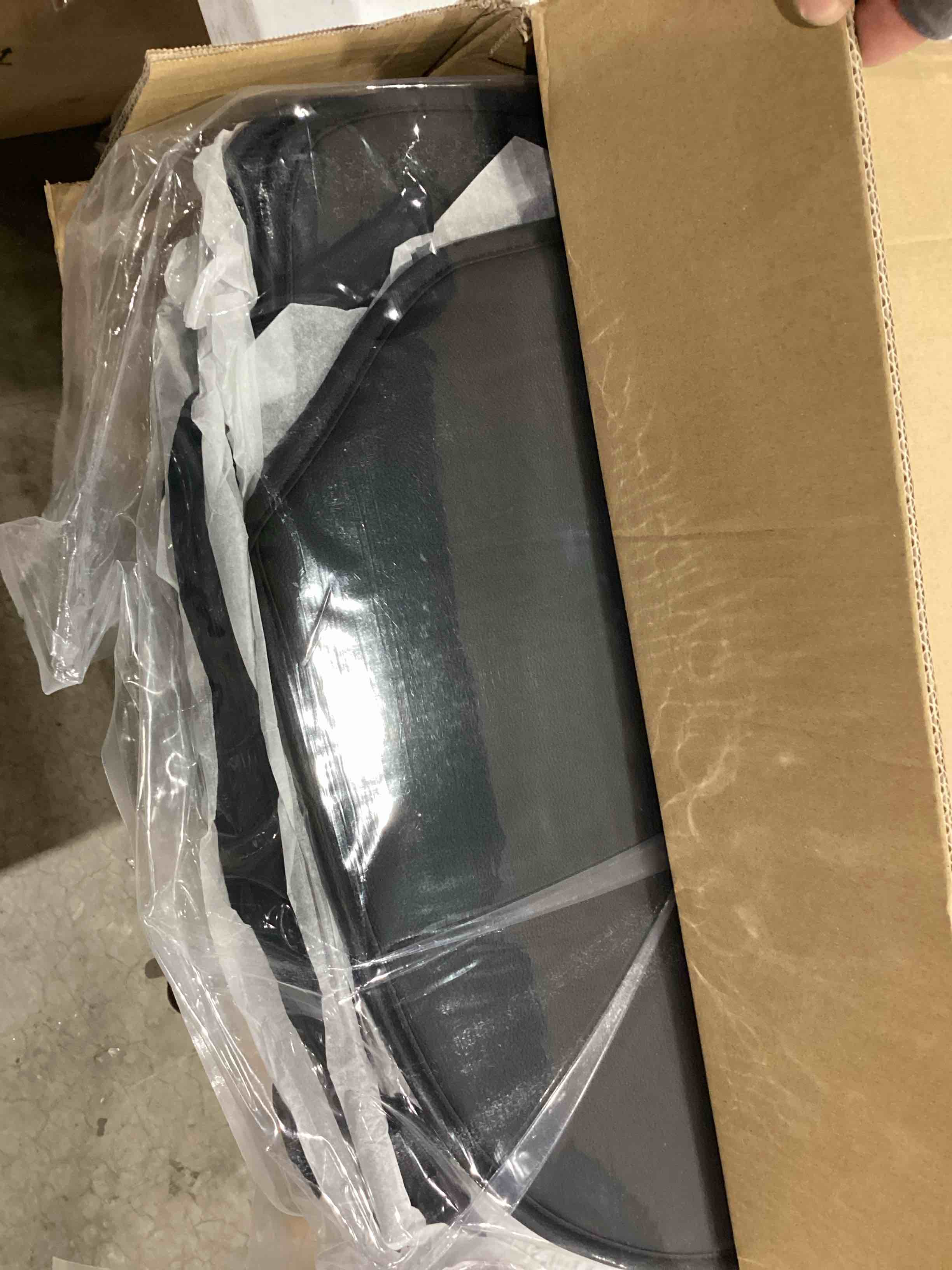https://s3.amazonaws.com/lotting-images-prod/bidfta/GRA1993423_1751044004189.jpeg