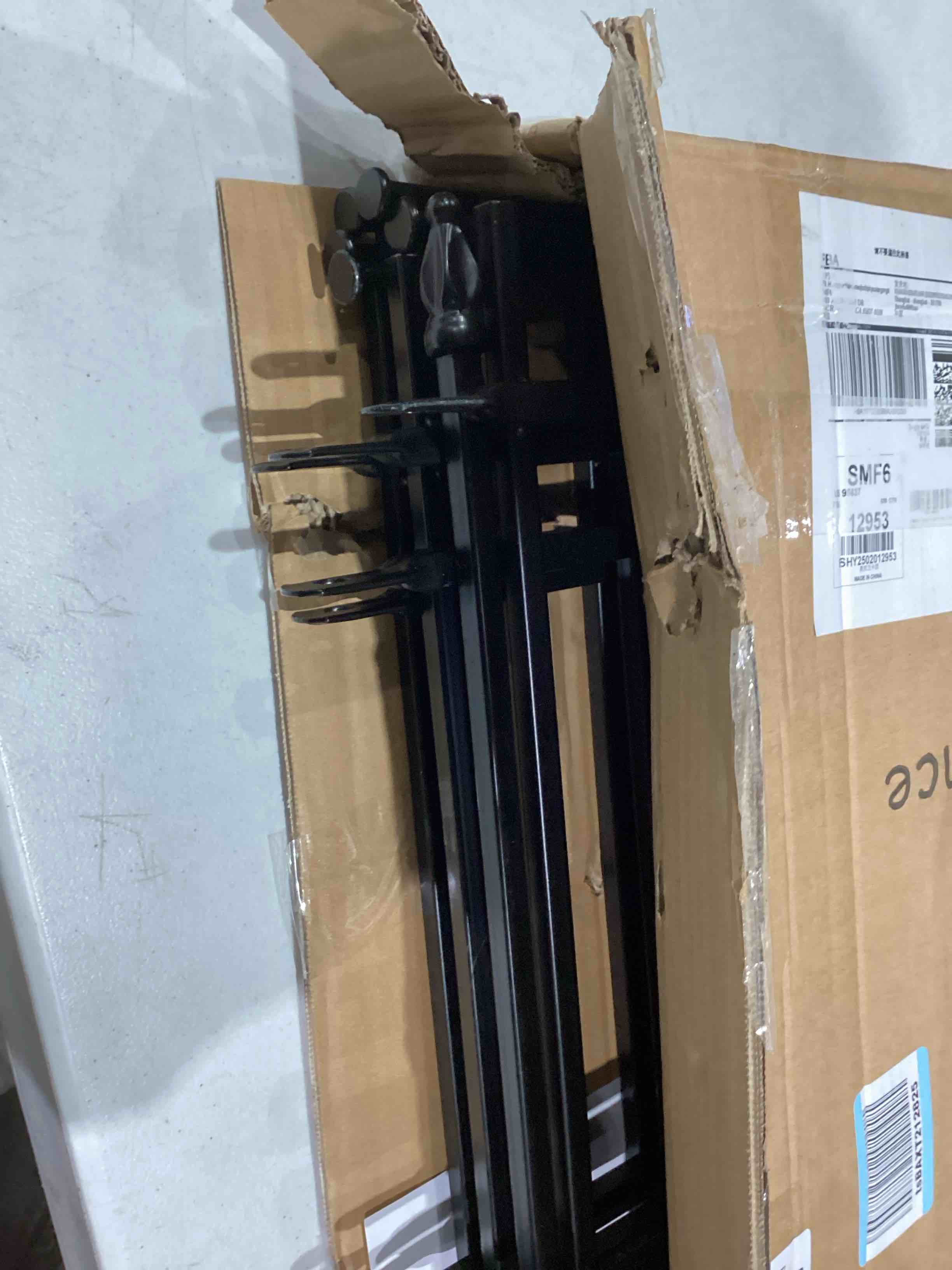 https://s3.amazonaws.com/lotting-images-prod/bidfta/GRA1993537_1751283906559.jpeg