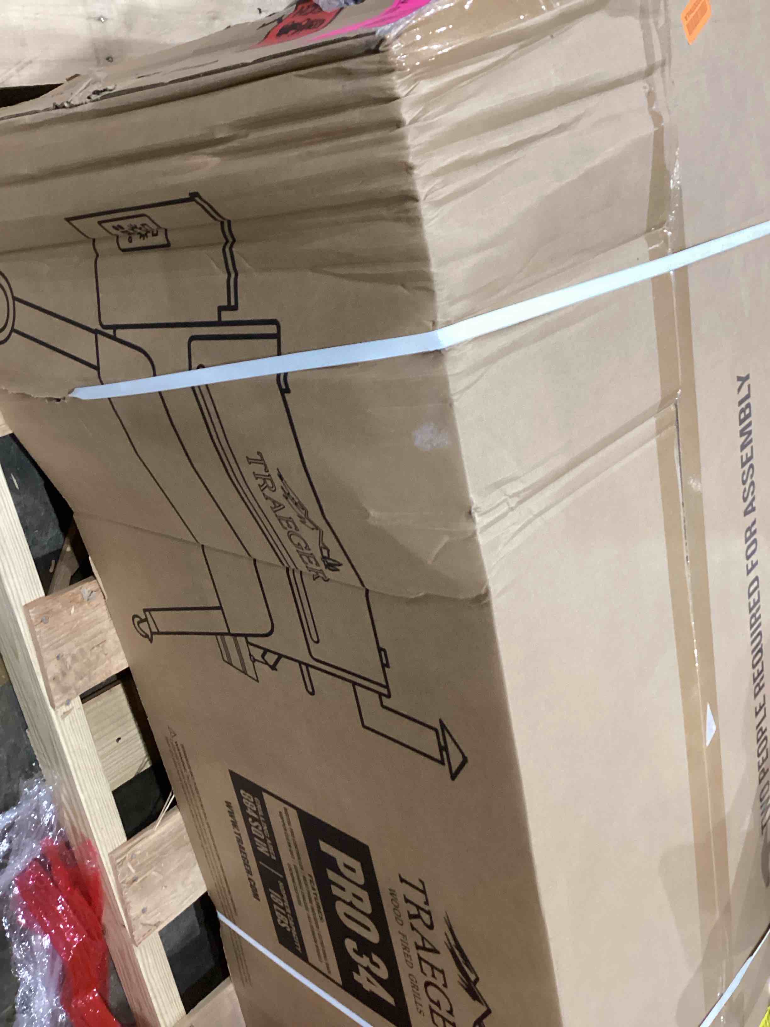 https://s3.amazonaws.com/lotting-images-prod/bidfta/GRA1993552_1751286101523.jpeg