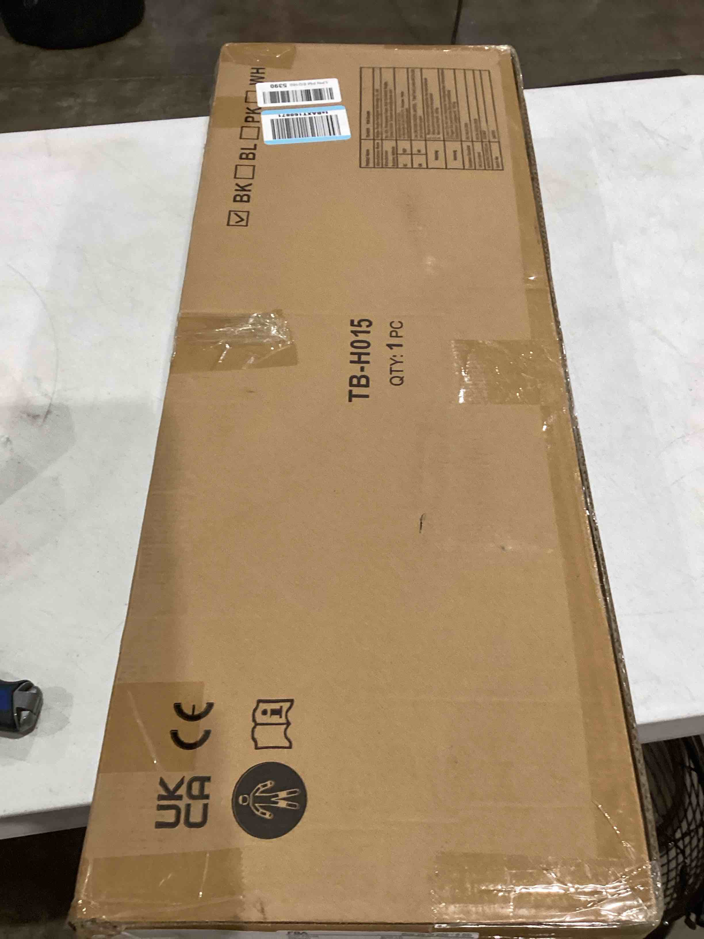 https://s3.amazonaws.com/lotting-images-prod/bidfta/GRA1993825_1751460540772.jpeg