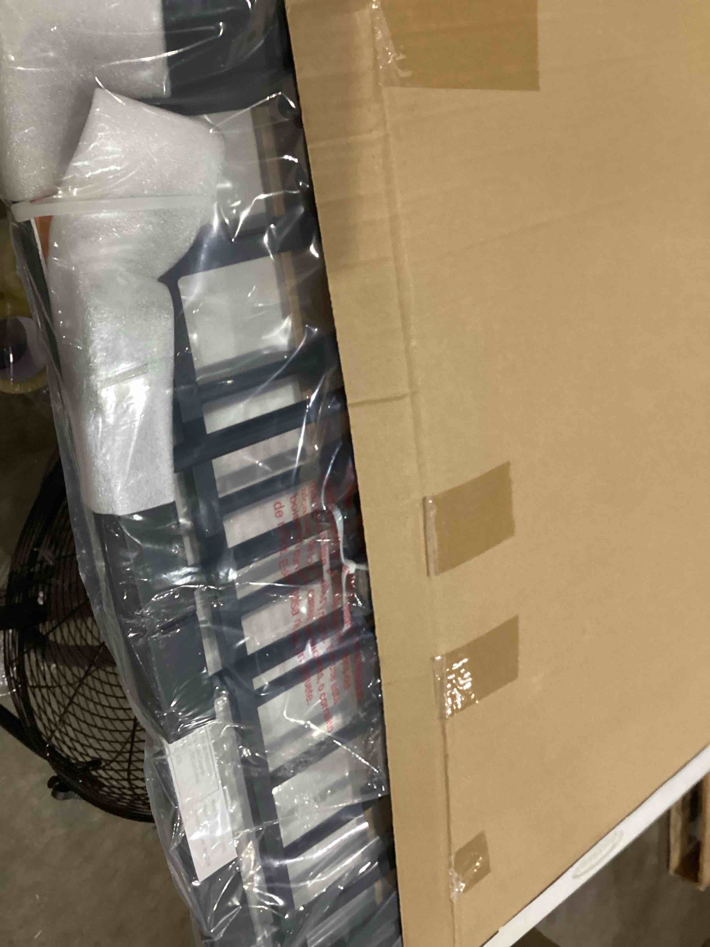 https://s3.amazonaws.com/lotting-images-prod/bidfta/GRA1994111_1751910141677.jpeg