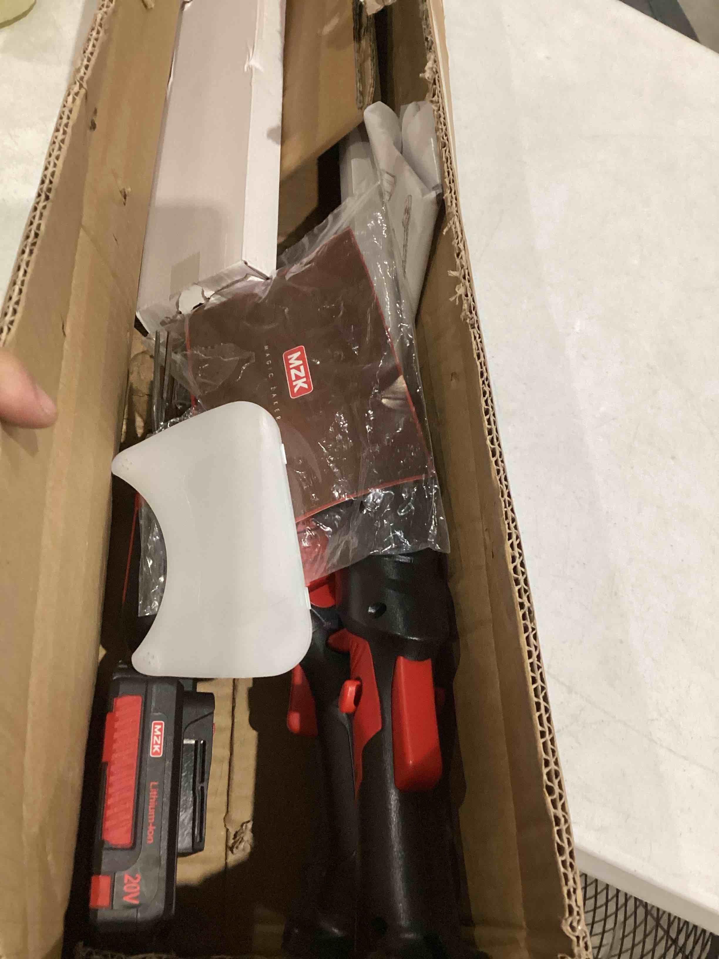 https://s3.amazonaws.com/lotting-images-prod/bidfta/GRA1994182_1751981162145.jpeg