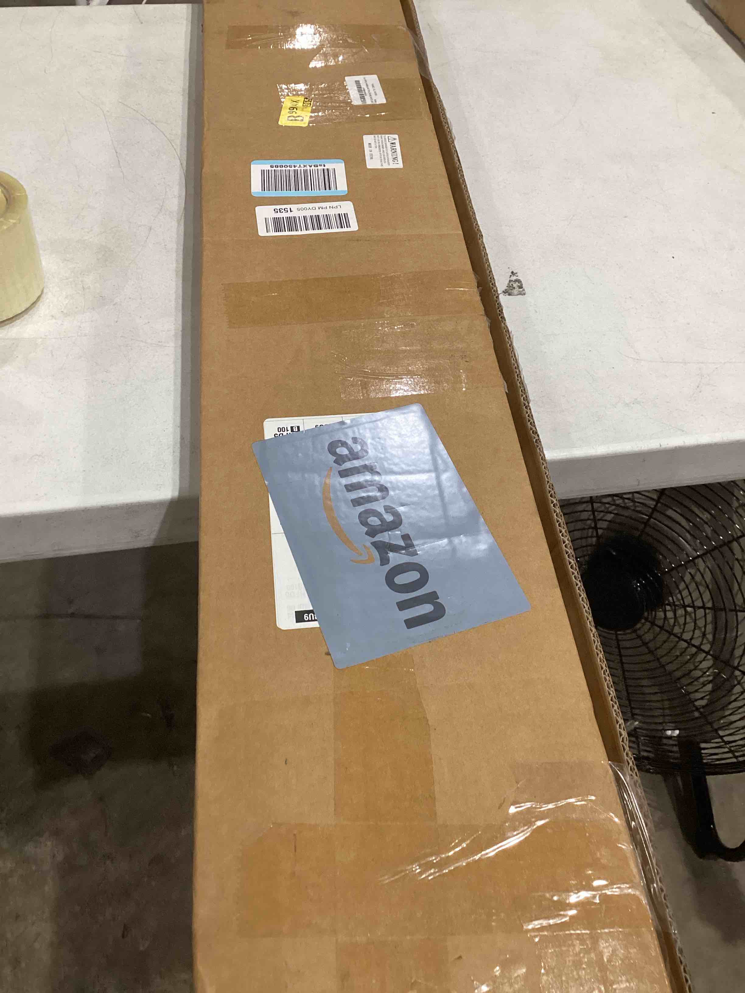 https://s3.amazonaws.com/lotting-images-prod/bidfta/GRA1994191_1751982491877.jpeg