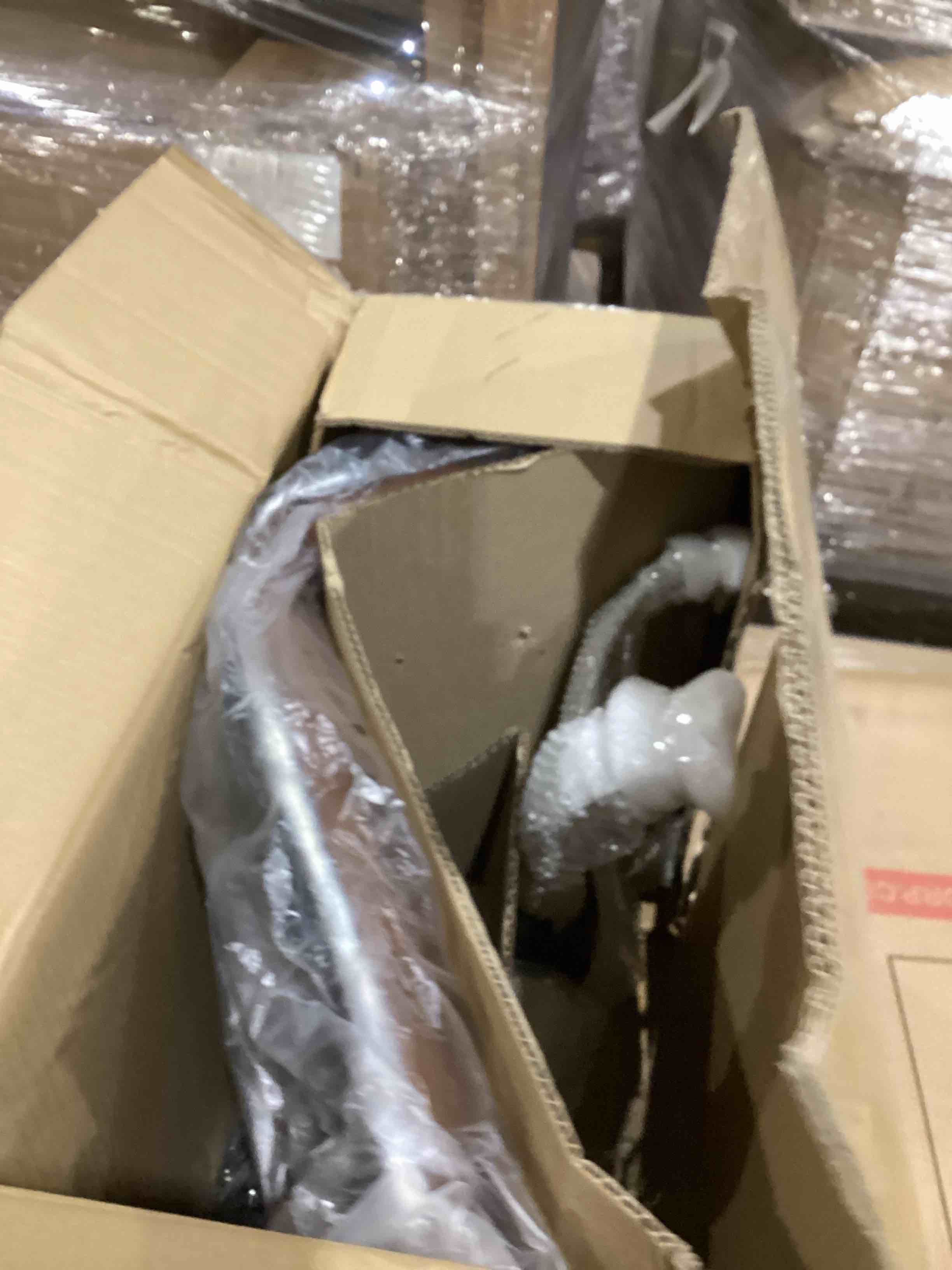 https://s3.amazonaws.com/lotting-images-prod/bidfta/GRA1994437_1756212326936.jpeg