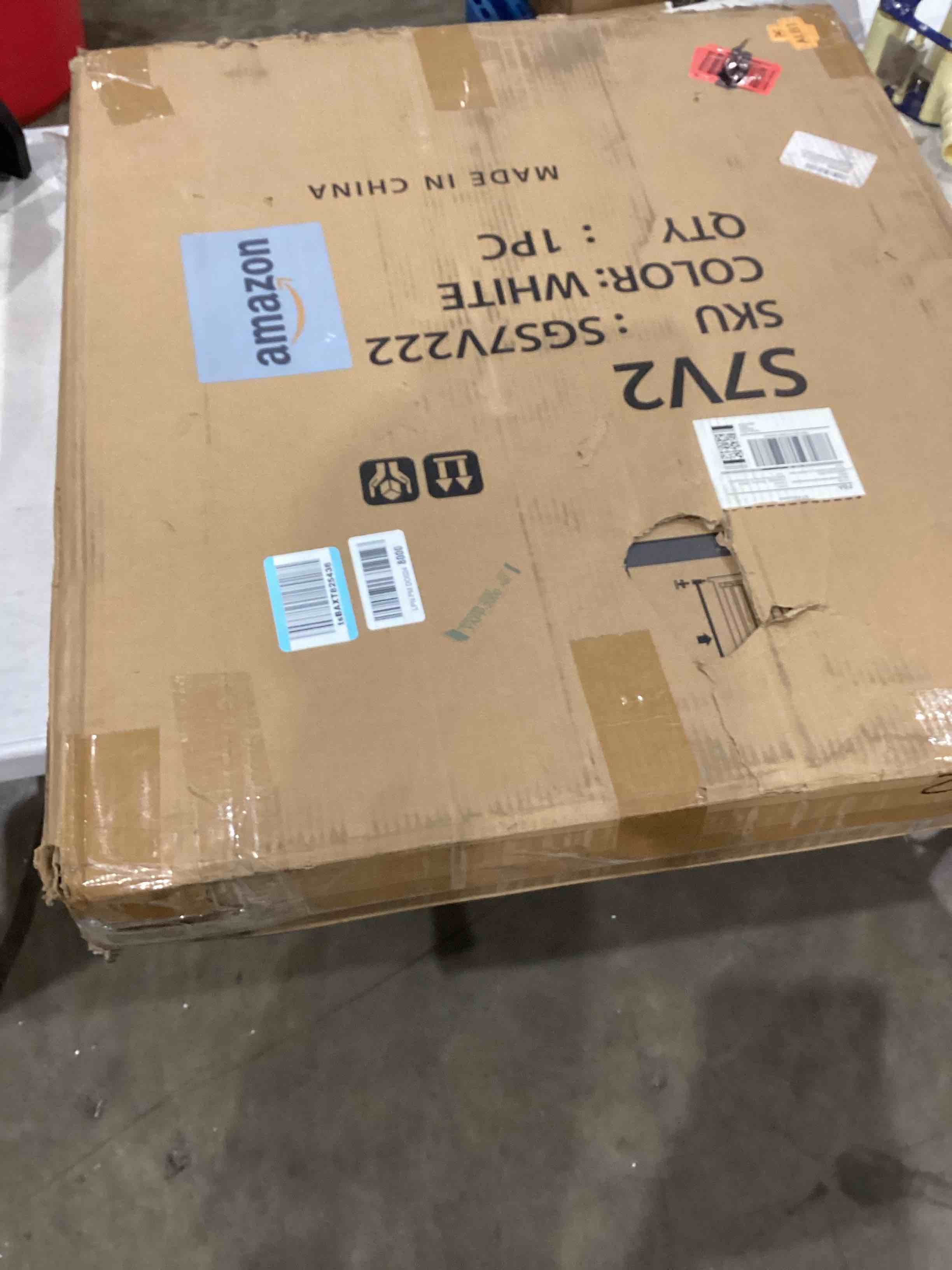 https://s3.amazonaws.com/lotting-images-prod/bidfta/GRA1994592_1752580677231.jpeg