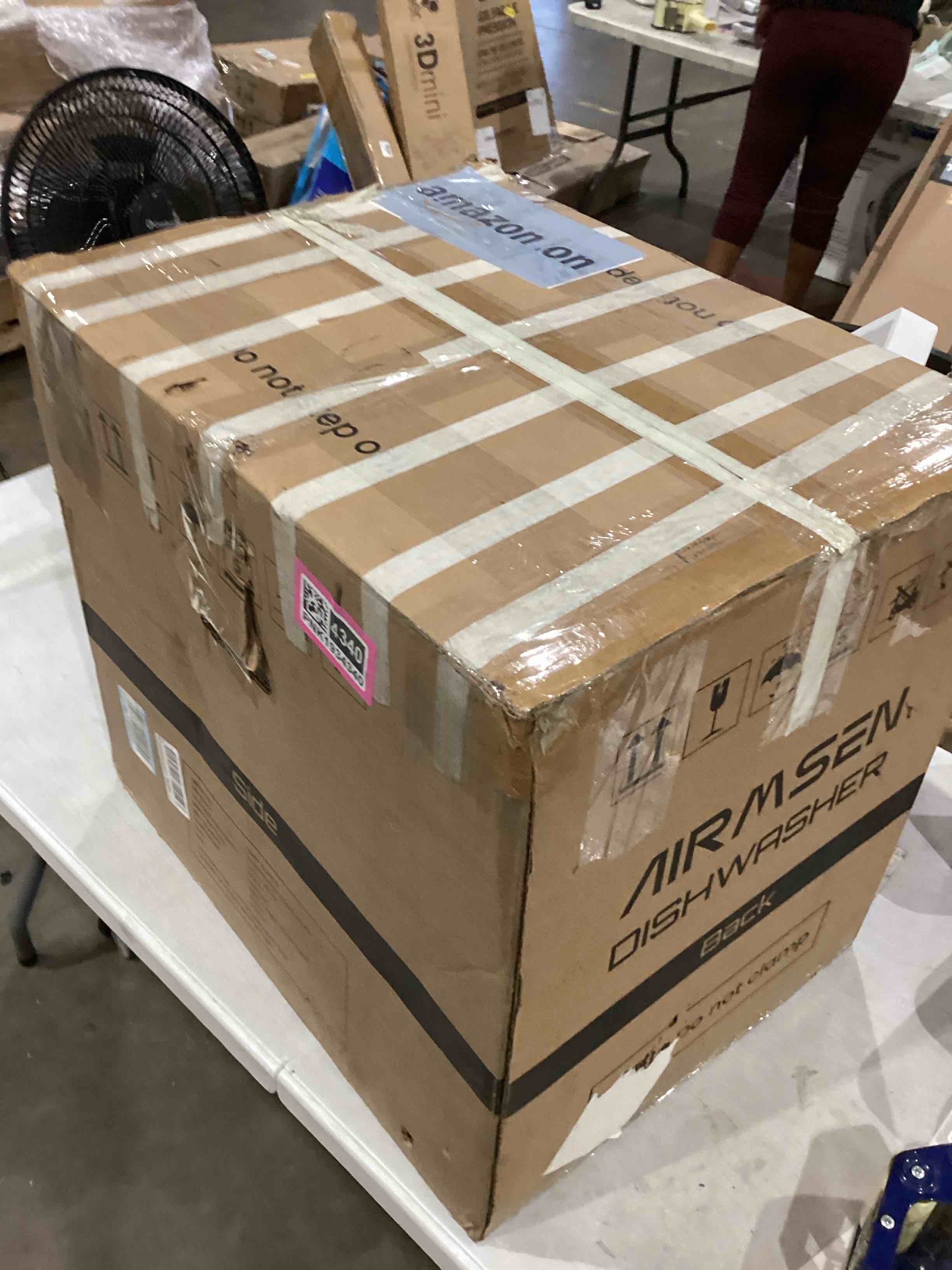 https://s3.amazonaws.com/lotting-images-prod/bidfta/GRA1994643_1753198267628.jpeg