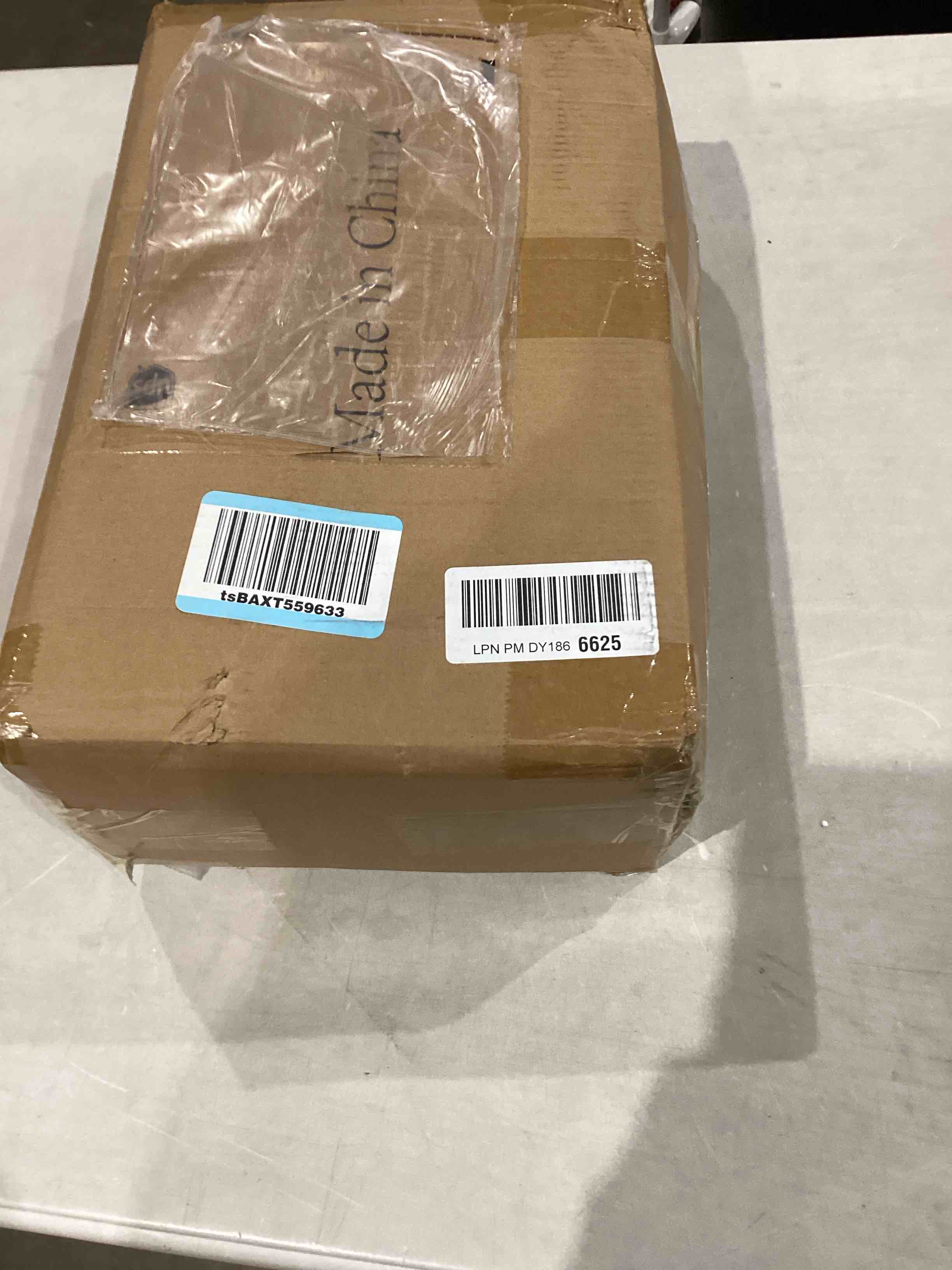 https://s3.amazonaws.com/lotting-images-prod/bidfta/GRA1994710_1753364240835.jpeg