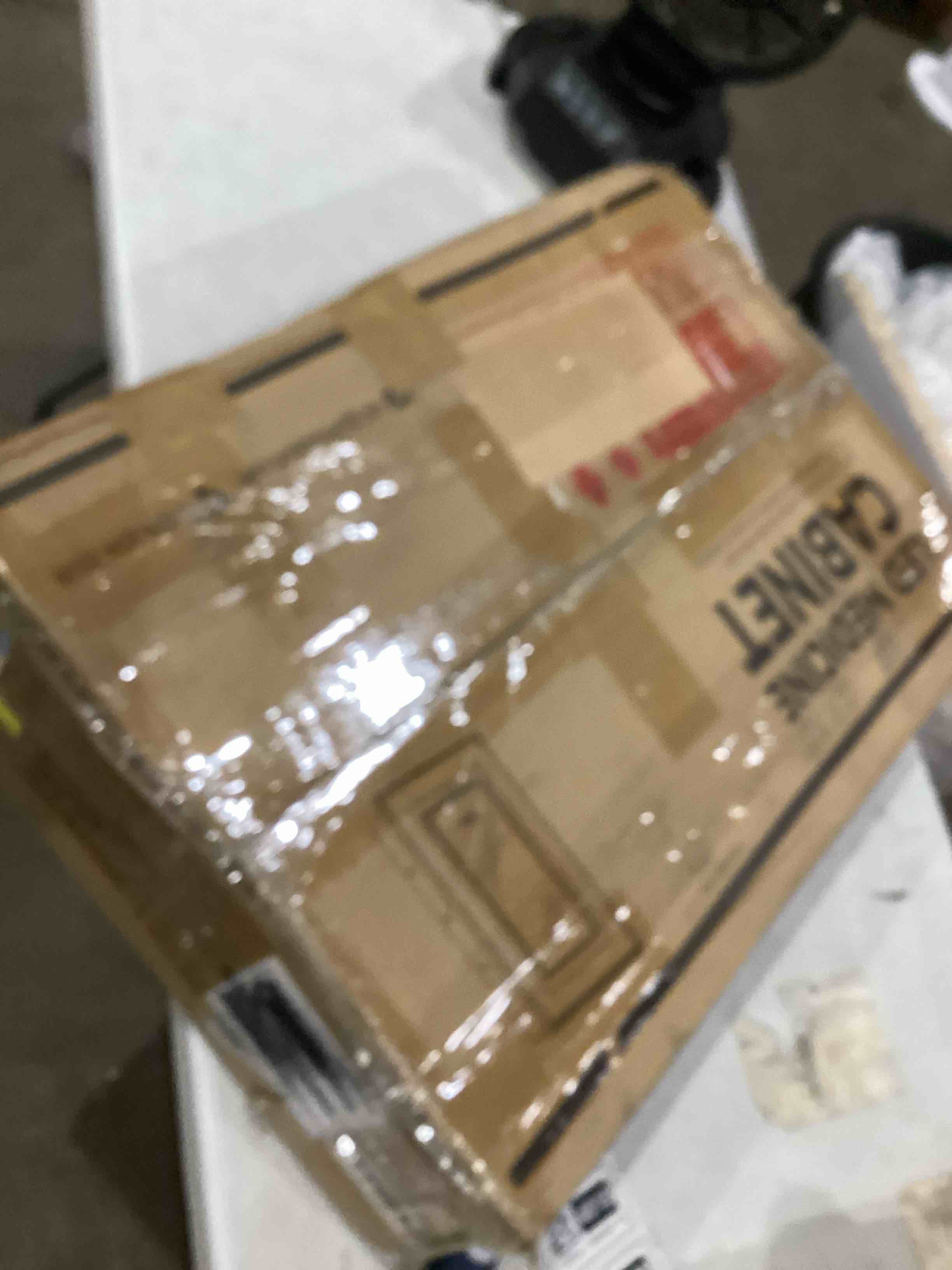 https://s3.amazonaws.com/lotting-images-prod/bidfta/GRA1994825_1754315746409.jpeg