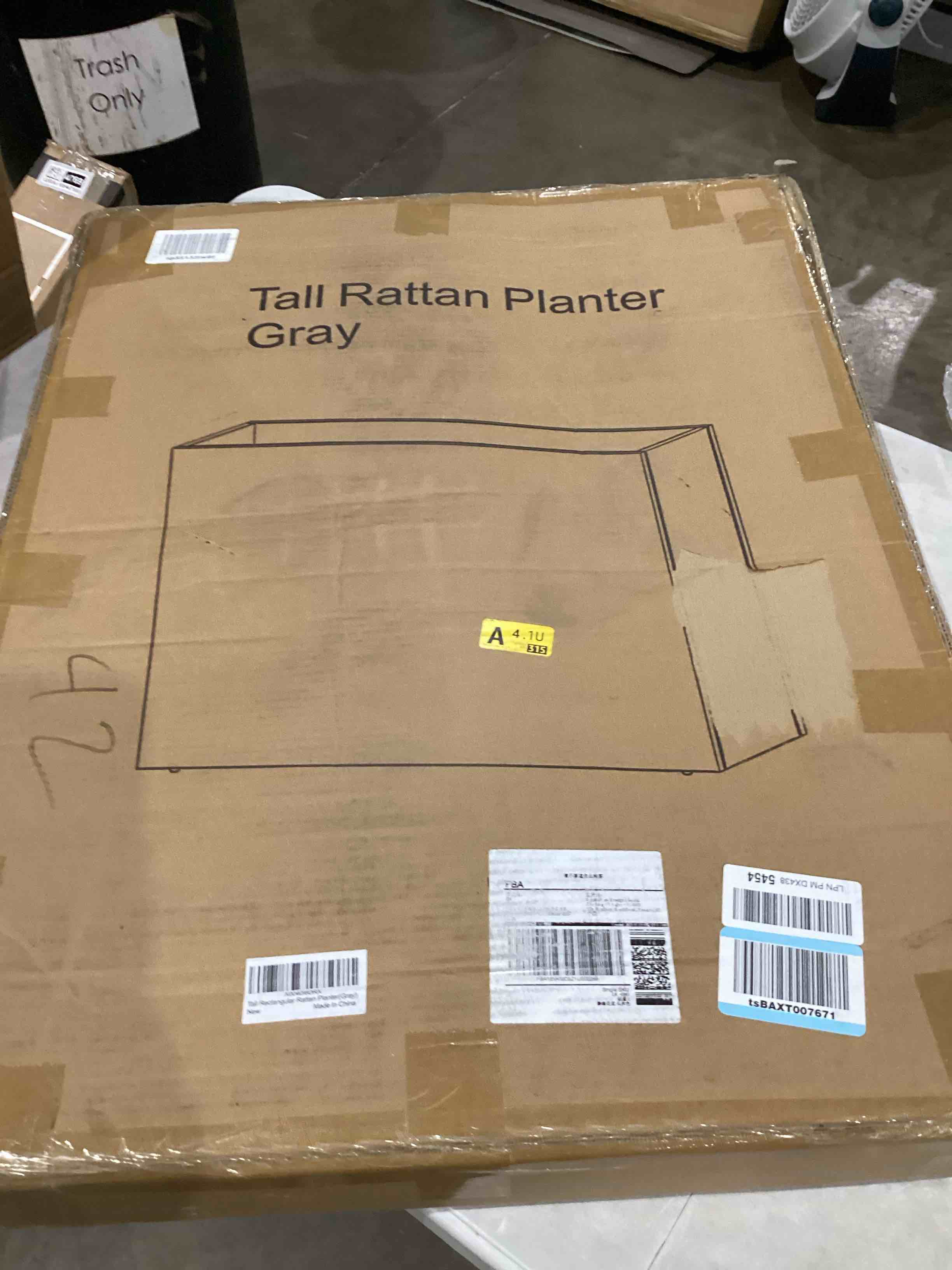 https://s3.amazonaws.com/lotting-images-prod/bidfta/GRA1994843_1753468728696.jpeg