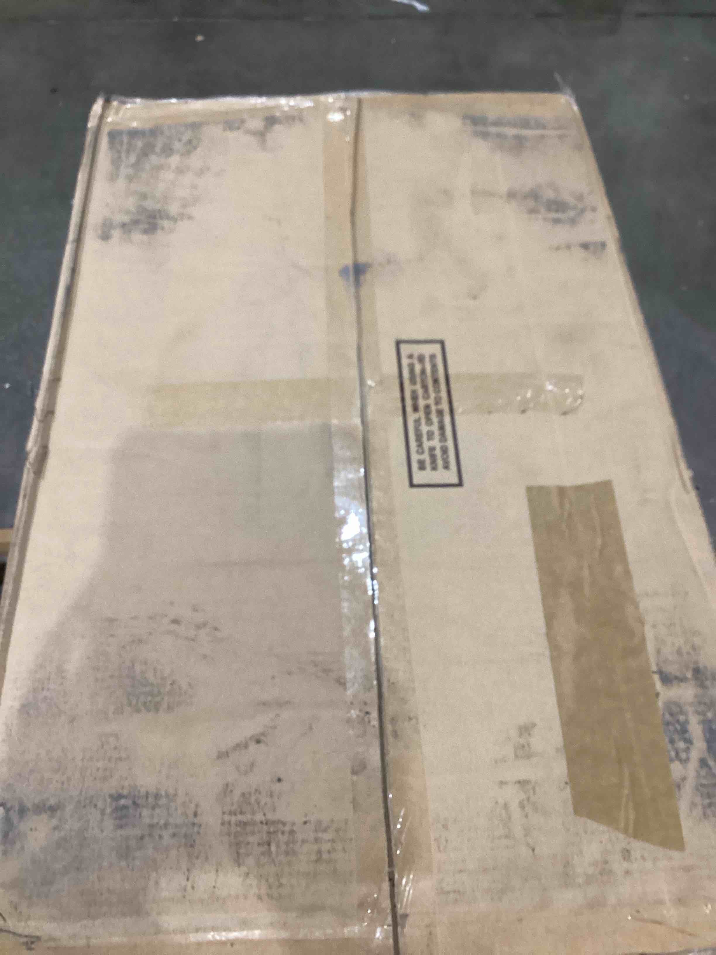 https://s3.amazonaws.com/lotting-images-prod/bidfta/GRA1994966_1754319707523.jpeg