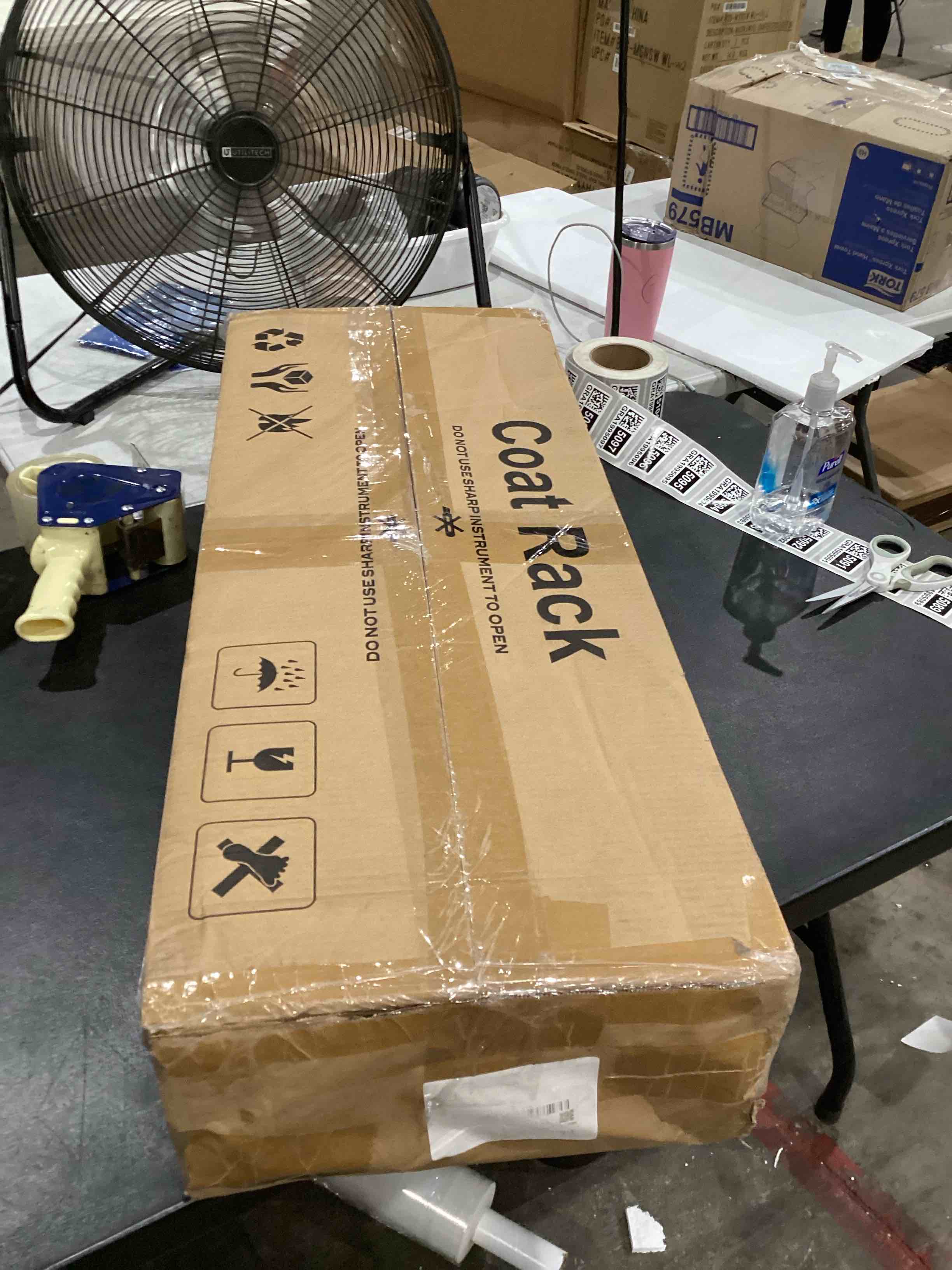 https://s3.amazonaws.com/lotting-images-prod/bidfta/GRA1995084_1755094483583.jpeg
