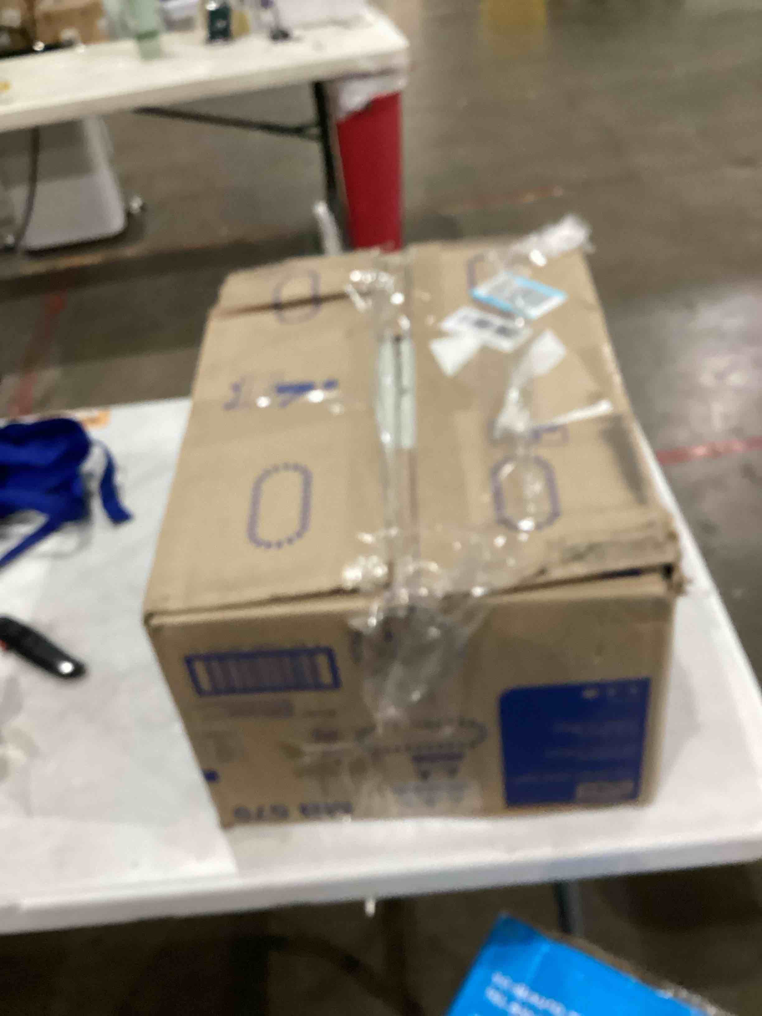https://s3.amazonaws.com/lotting-images-prod/bidfta/GRA1995109_1755107753877.jpeg