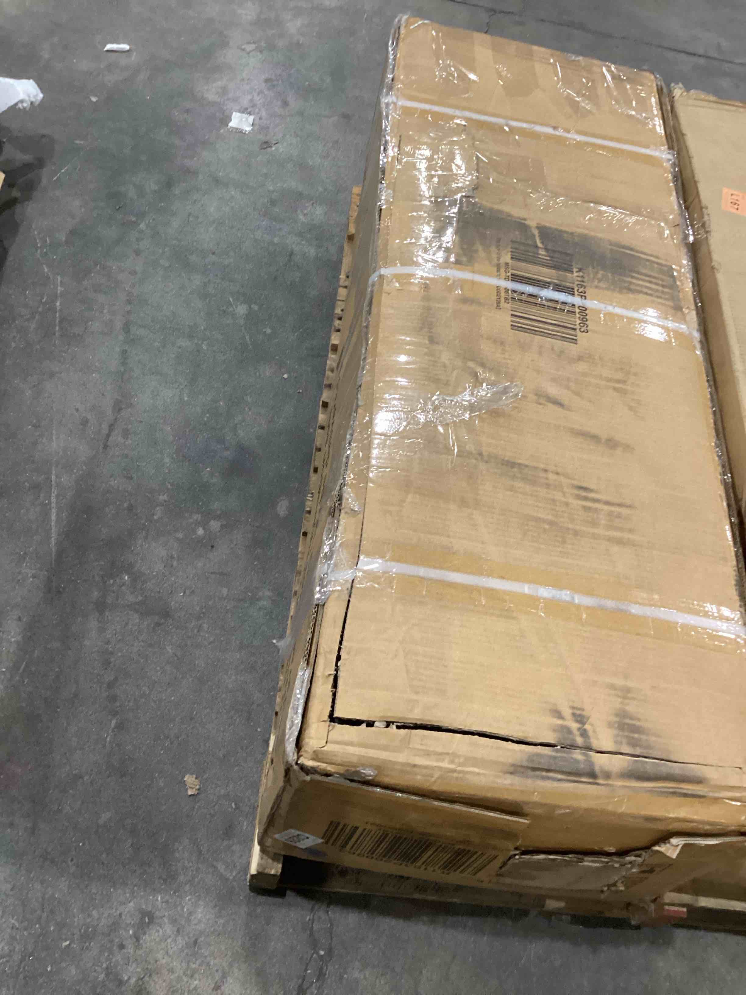 https://s3.amazonaws.com/lotting-images-prod/bidfta/GRA1995128_1755171662157.jpeg
