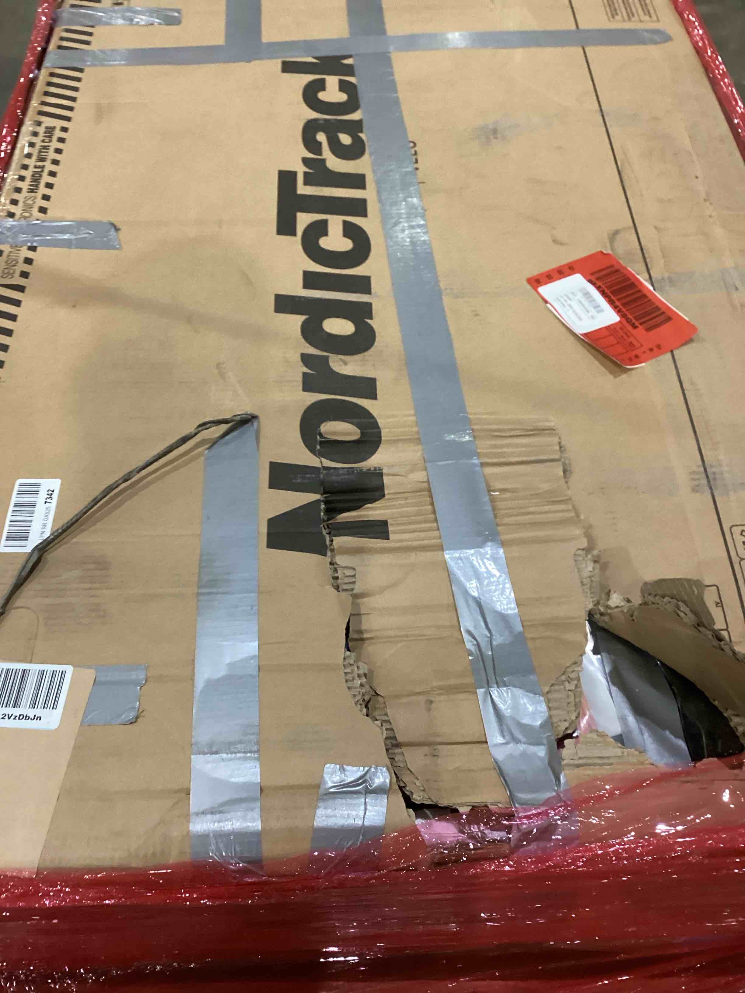 https://s3.amazonaws.com/lotting-images-prod/bidfta/GRA1996790_1747762711480.jpeg