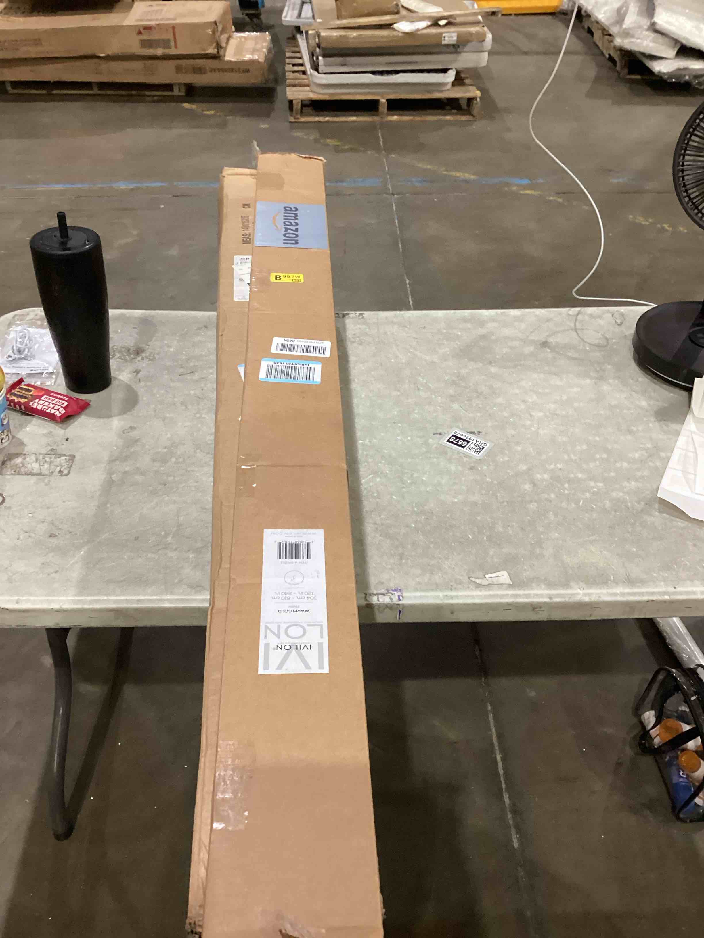 https://s3.amazonaws.com/lotting-images-prod/bidfta/GRA1996876_1747834008093.jpeg